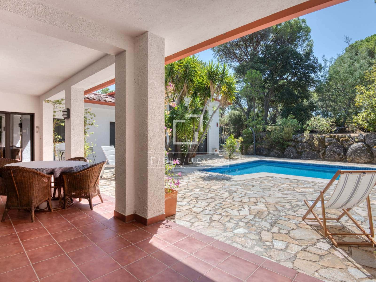 4 slaapkamer Villa te koop in Santa Cristina d'Aro met zwembad garage - € 725.000 (Ref: 10011851)