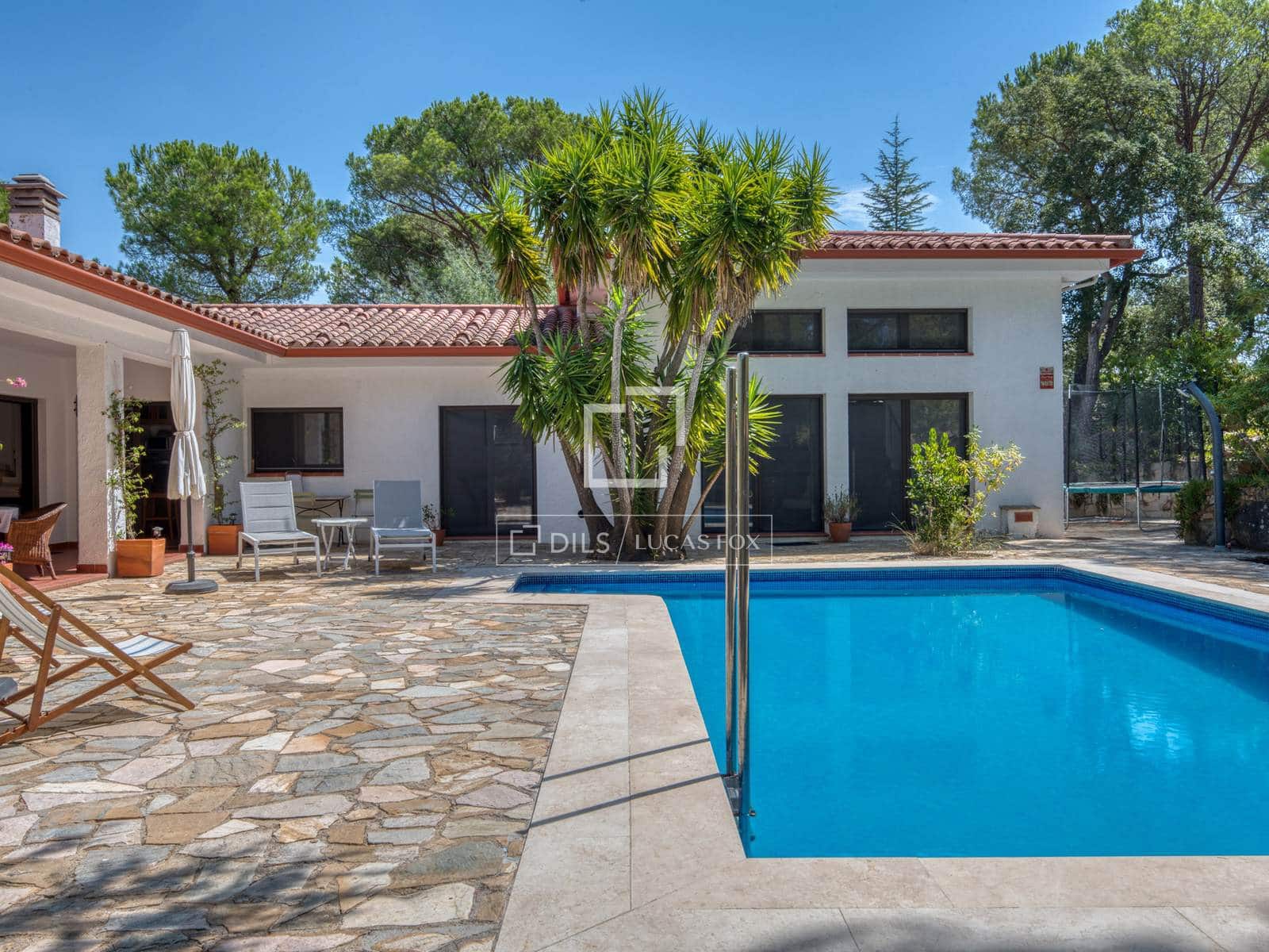 4 slaapkamer Villa te koop in Santa Cristina d'Aro met zwembad garage - € 725.000 (Ref: 10011851)