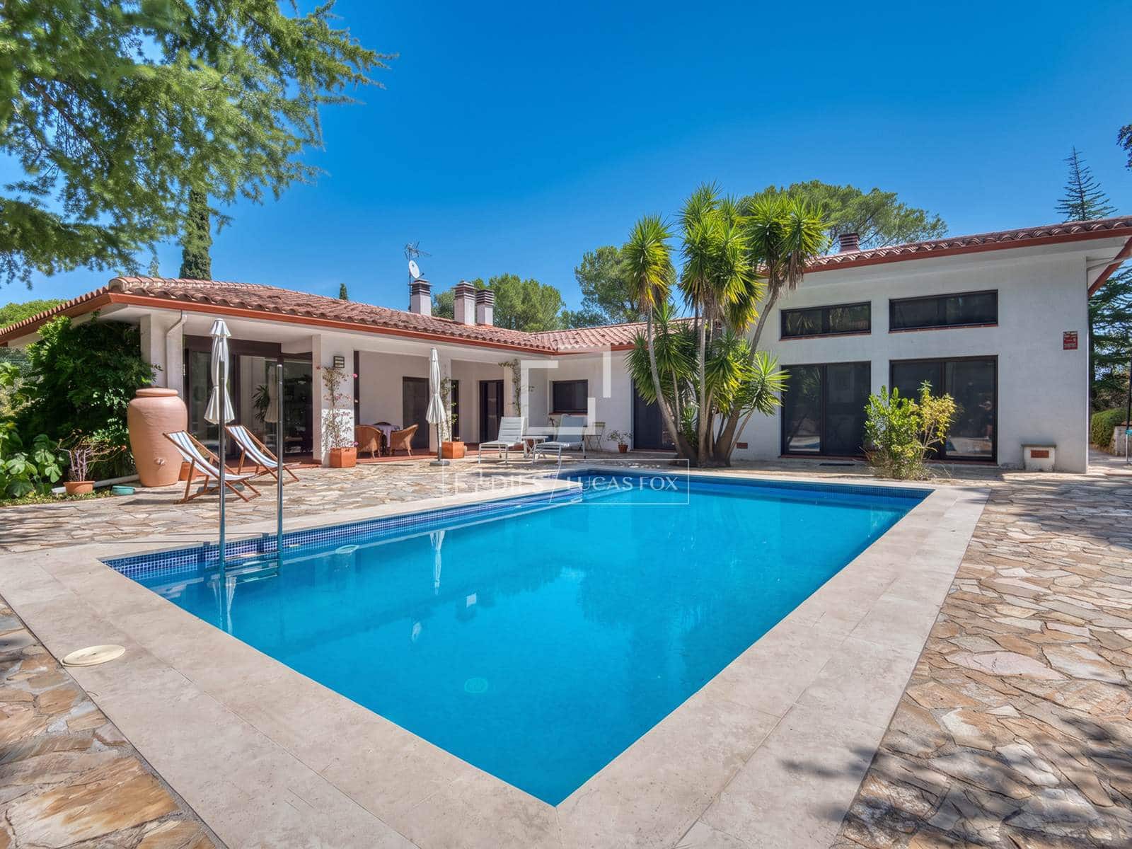4 slaapkamer Villa te koop in Santa Cristina d'Aro met zwembad garage - € 725.000 (Ref: 10011851)