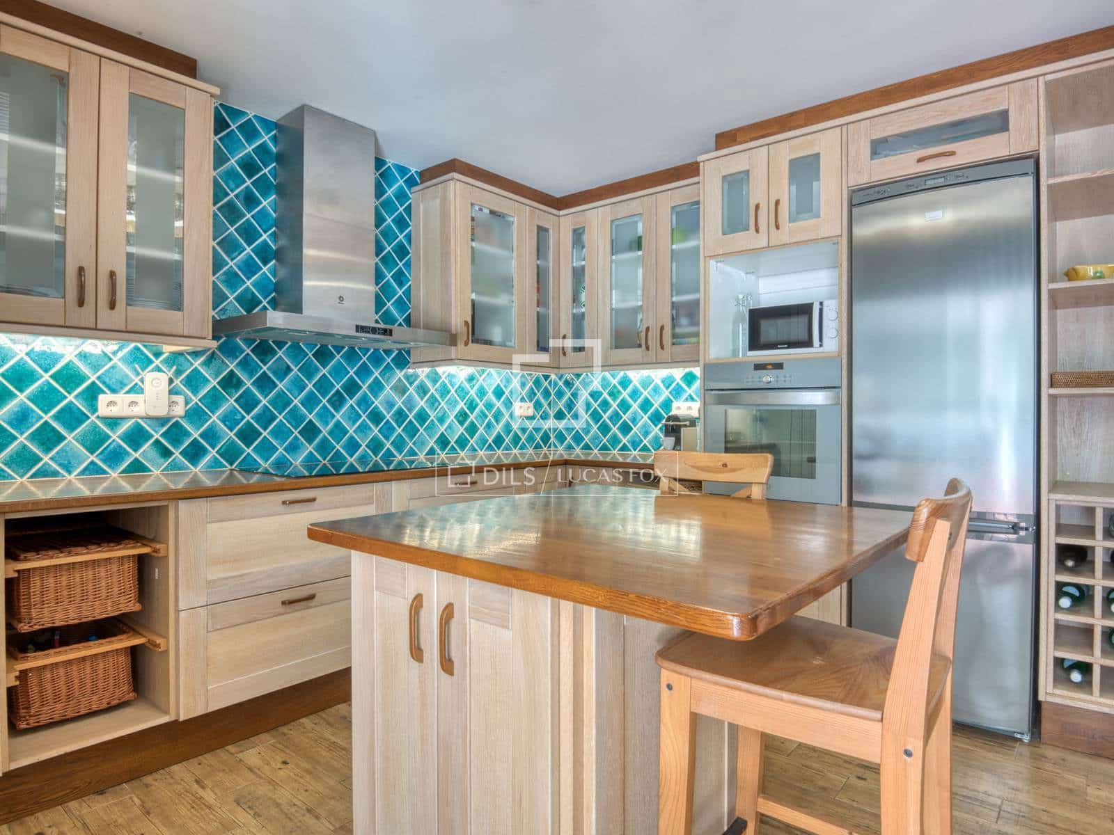4 slaapkamer Villa te koop in Santa Cristina d'Aro met zwembad garage - € 725.000 (Ref: 10011851)