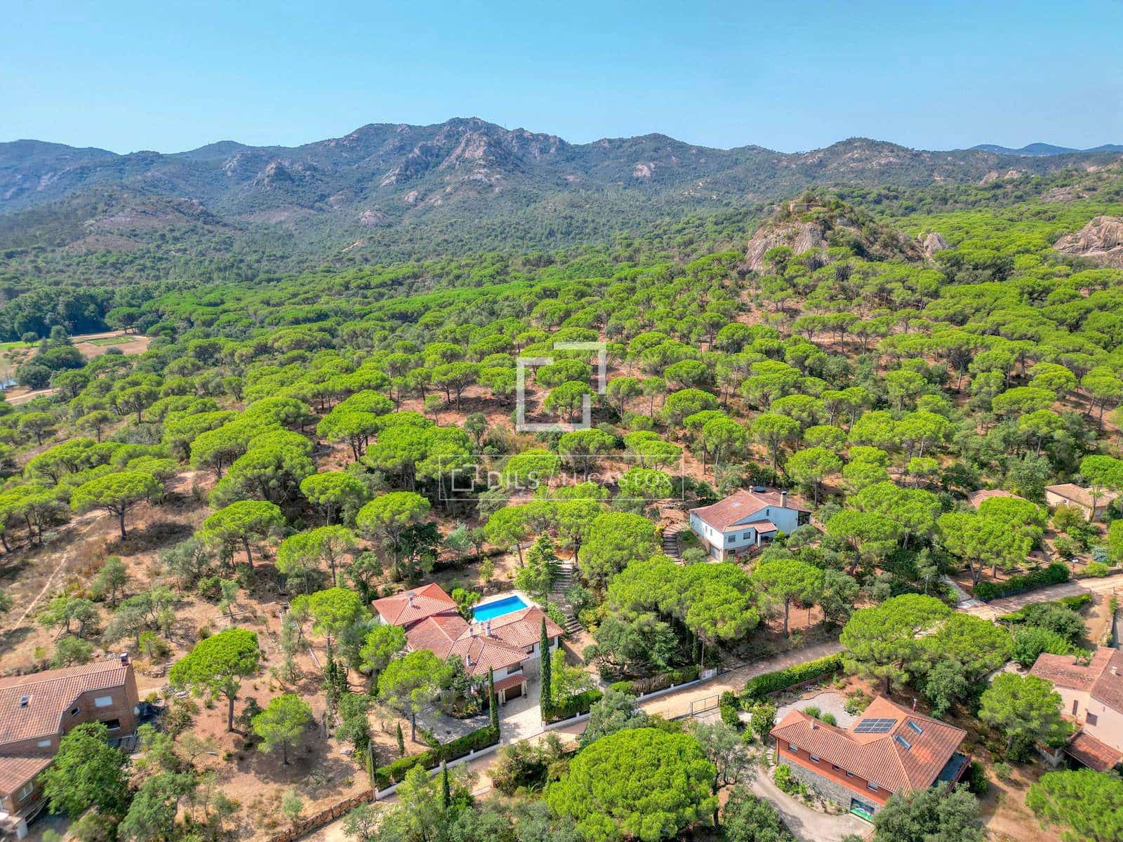 4 slaapkamer Villa te koop in Santa Cristina d'Aro met zwembad garage - € 725.000 (Ref: 10011851)