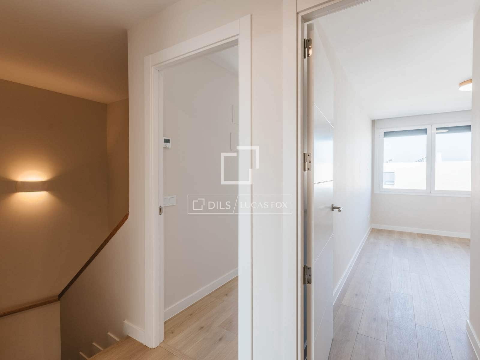 Villa/Maison de 4 chambres à louer à Madrid ville avec piscine garage - 3 790 € (Ref: 10012219)