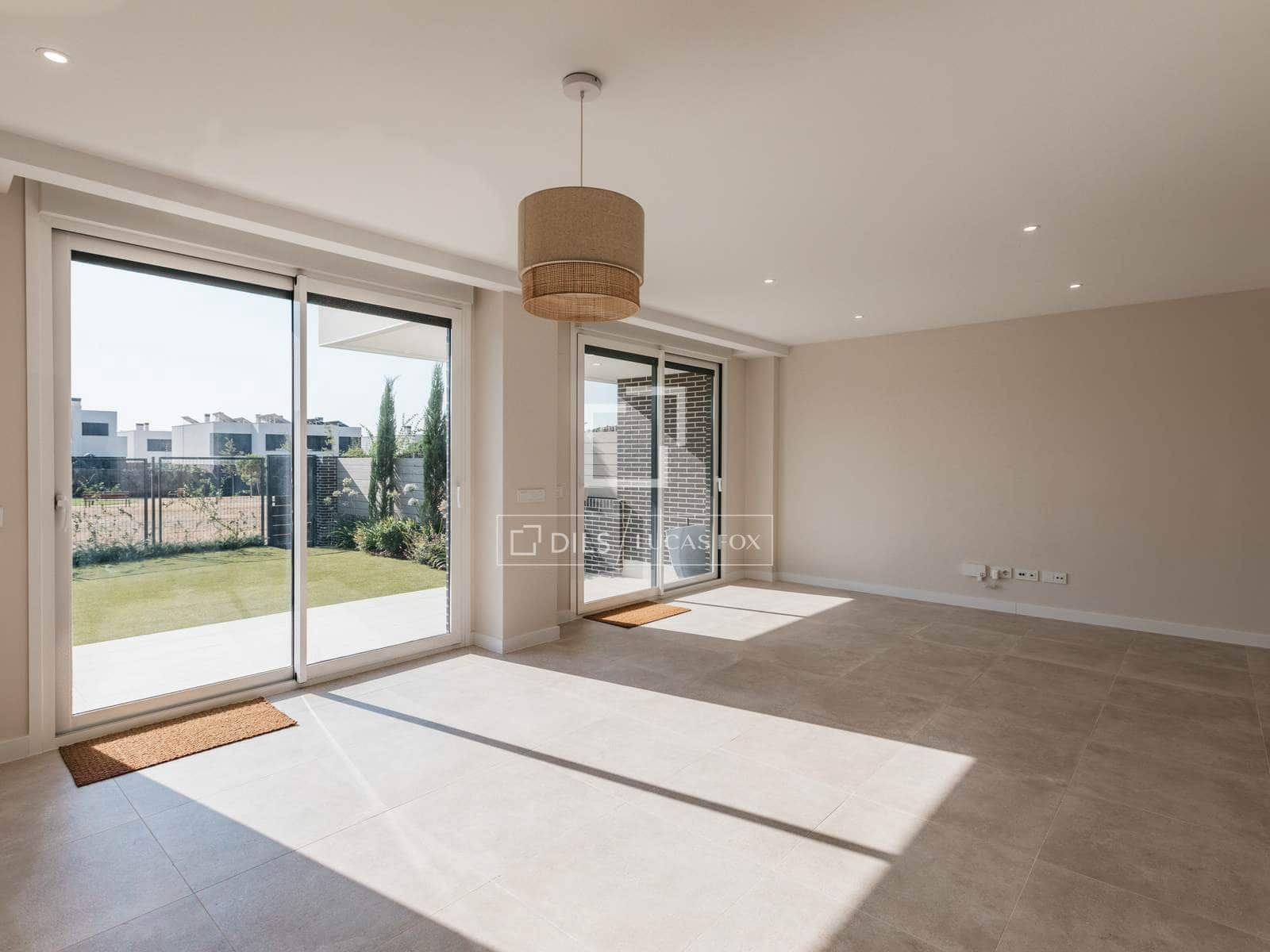 Villa/Maison de 4 chambres à louer à Madrid ville avec piscine garage - 3 790 € (Ref: 10012219)