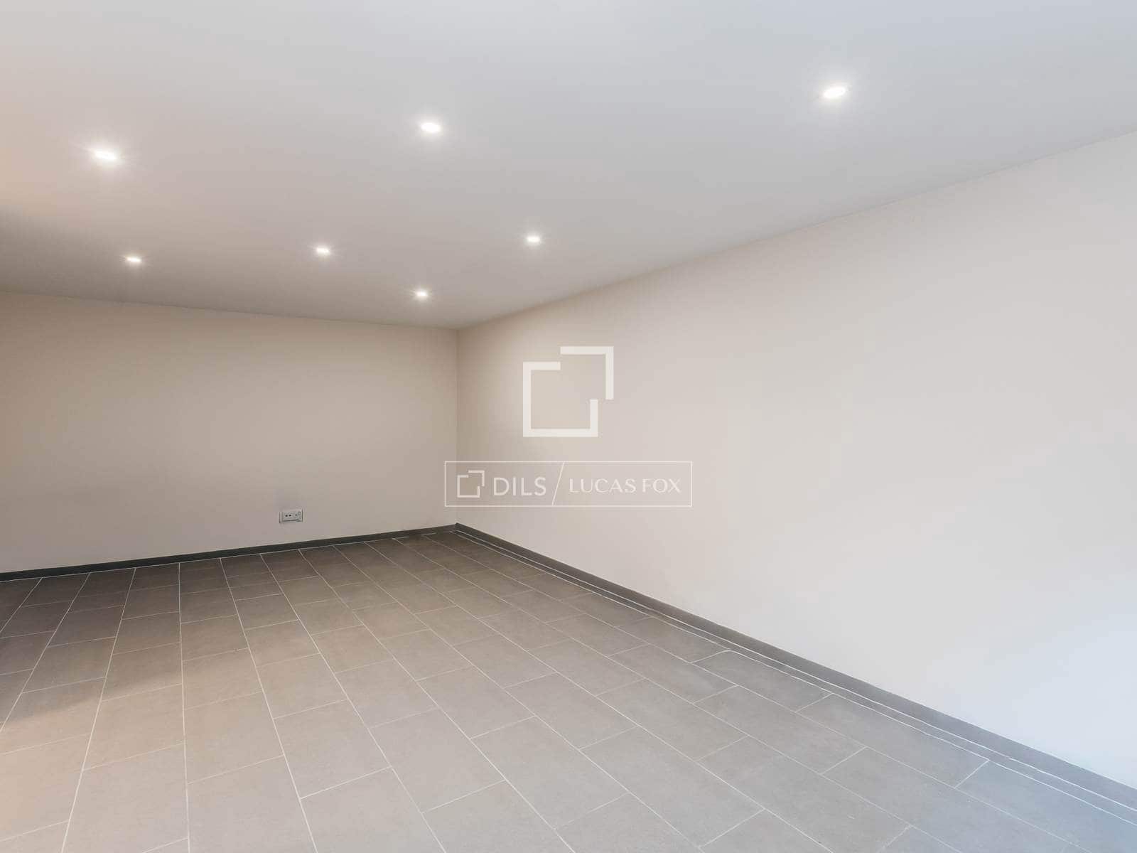 Villa/Maison de 4 chambres à louer à Madrid ville avec piscine garage - 3 790 € (Ref: 10012219)