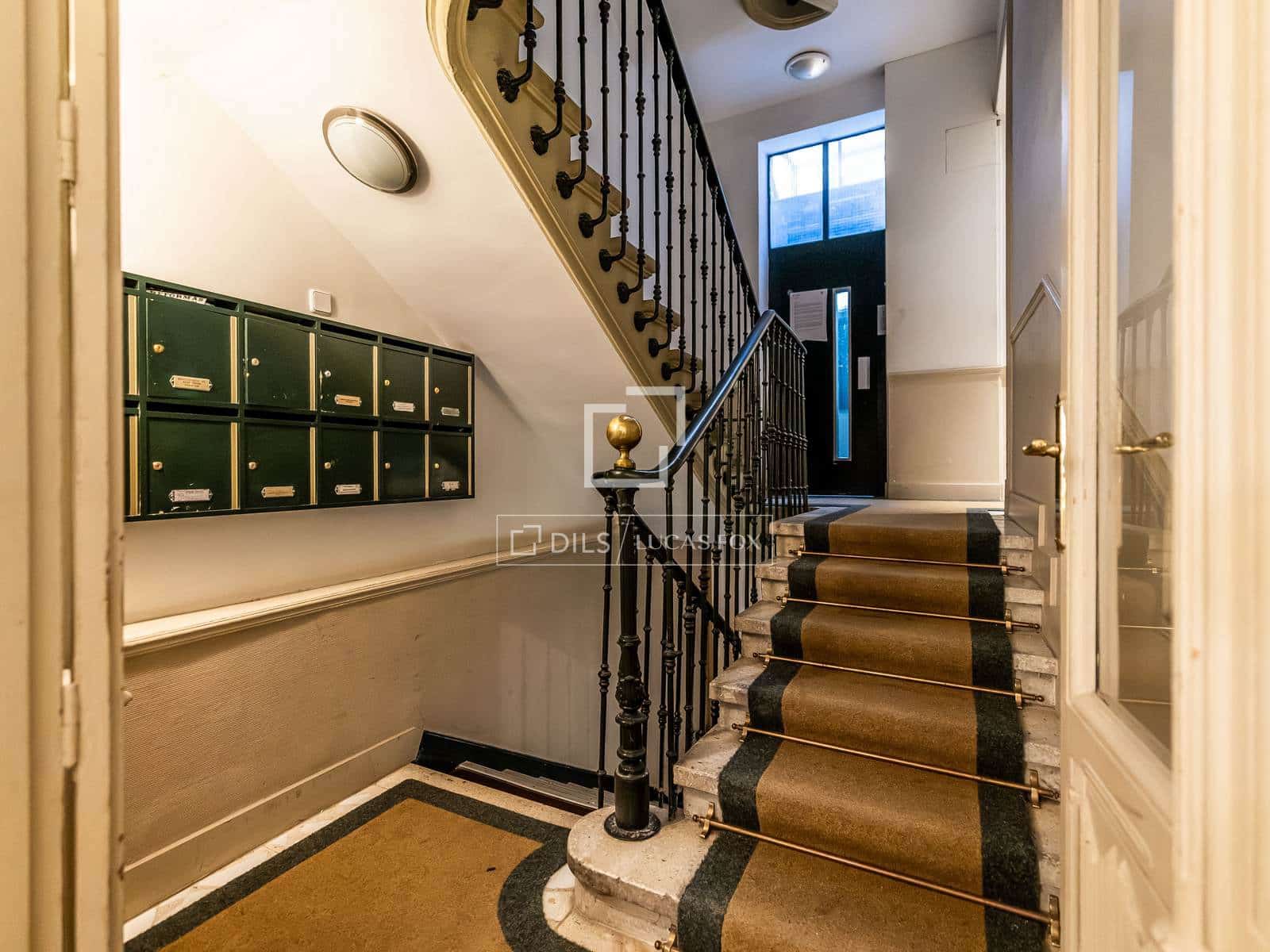 1 quarto Apartamento para arrendar em Madrid cidade - 2 950 € (Ref: 10014778)