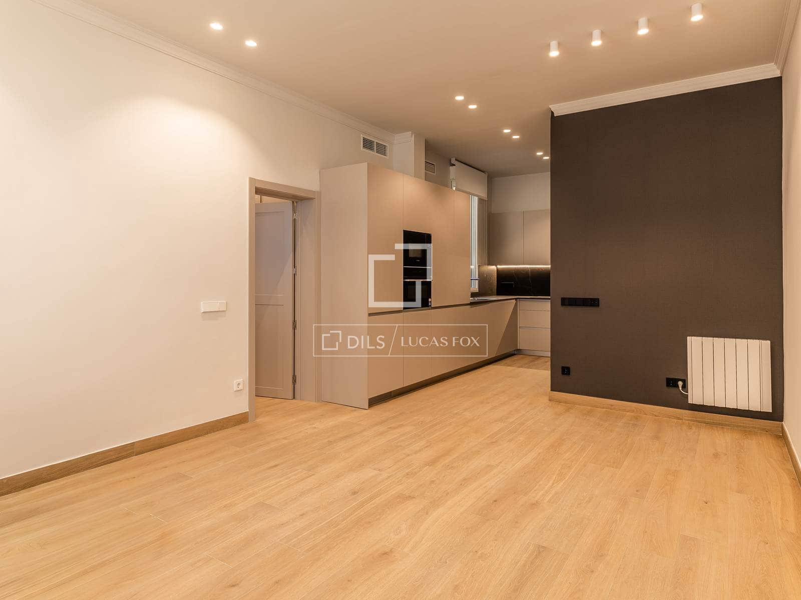 1 quarto Apartamento para arrendar em Madrid cidade - 2 950 € (Ref: 10014778)