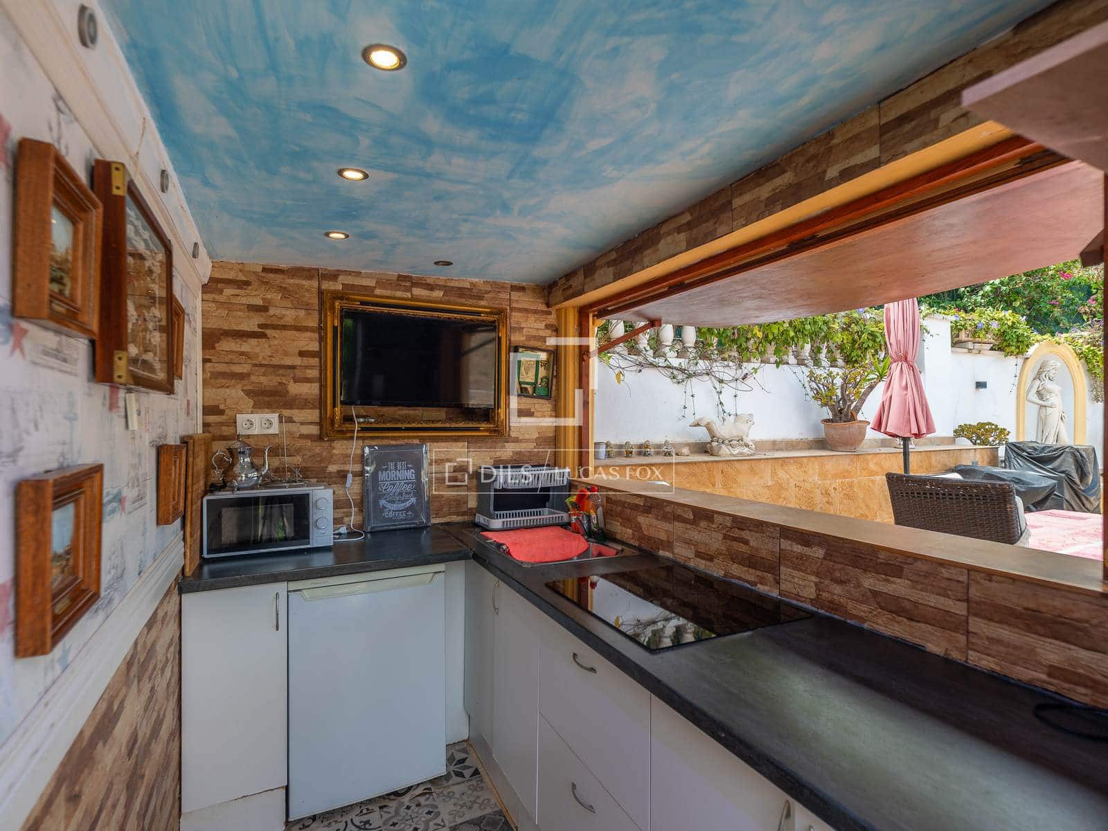4 bedroom Villa for sale in Calpe / Calp with pool garage - € 595,000 (Ref: 10014779)