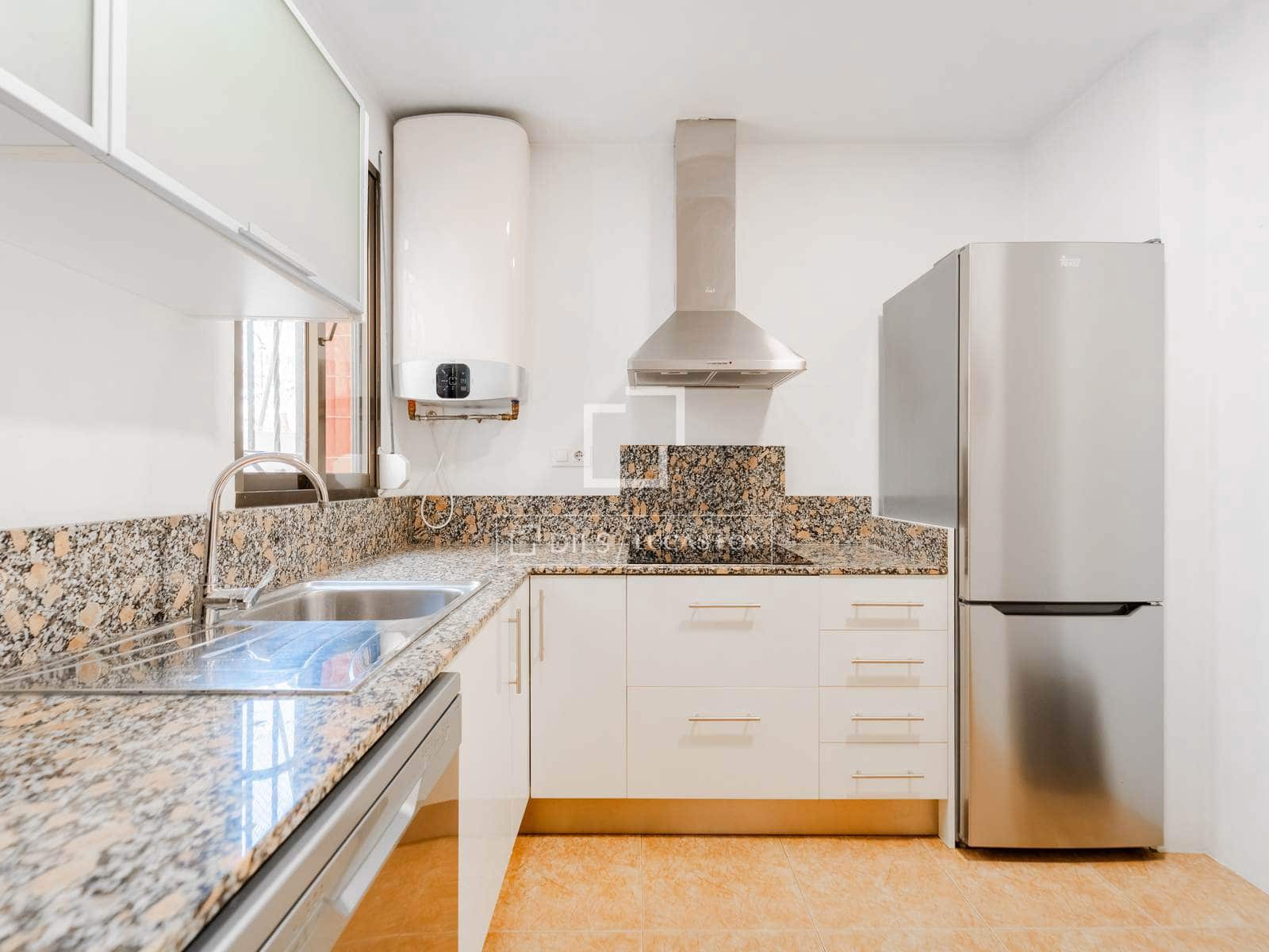 2 makuuhuone Huoneisto vuokrattavana paikassa Valencia kaupunki - 1 500 € (Ref: 10014860)