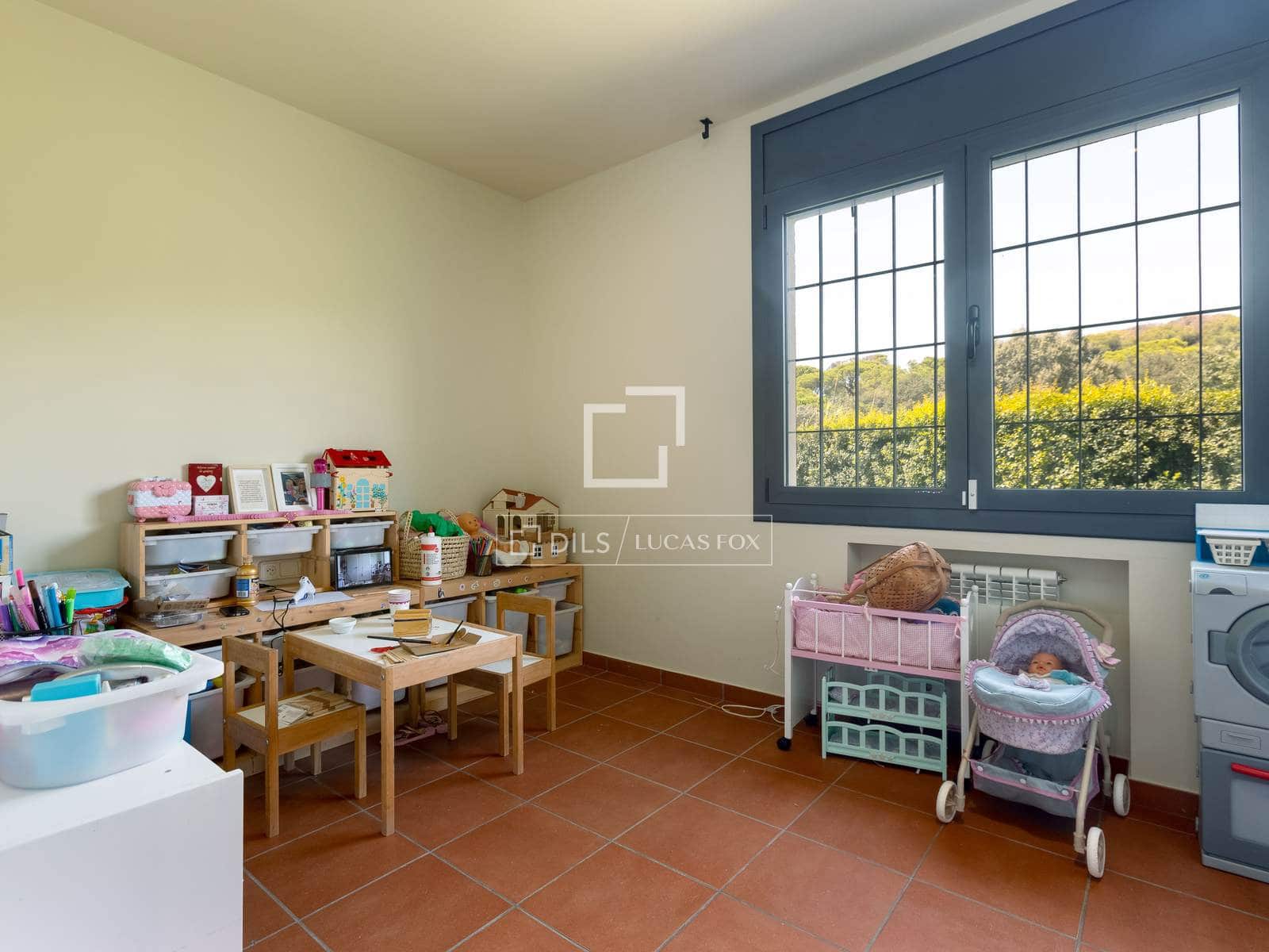 4 Zimmer Villa zu verkaufen in Sant Vicenc de Montalt mit Pool Garage - 1.250.000 € (Ref: 10014861)