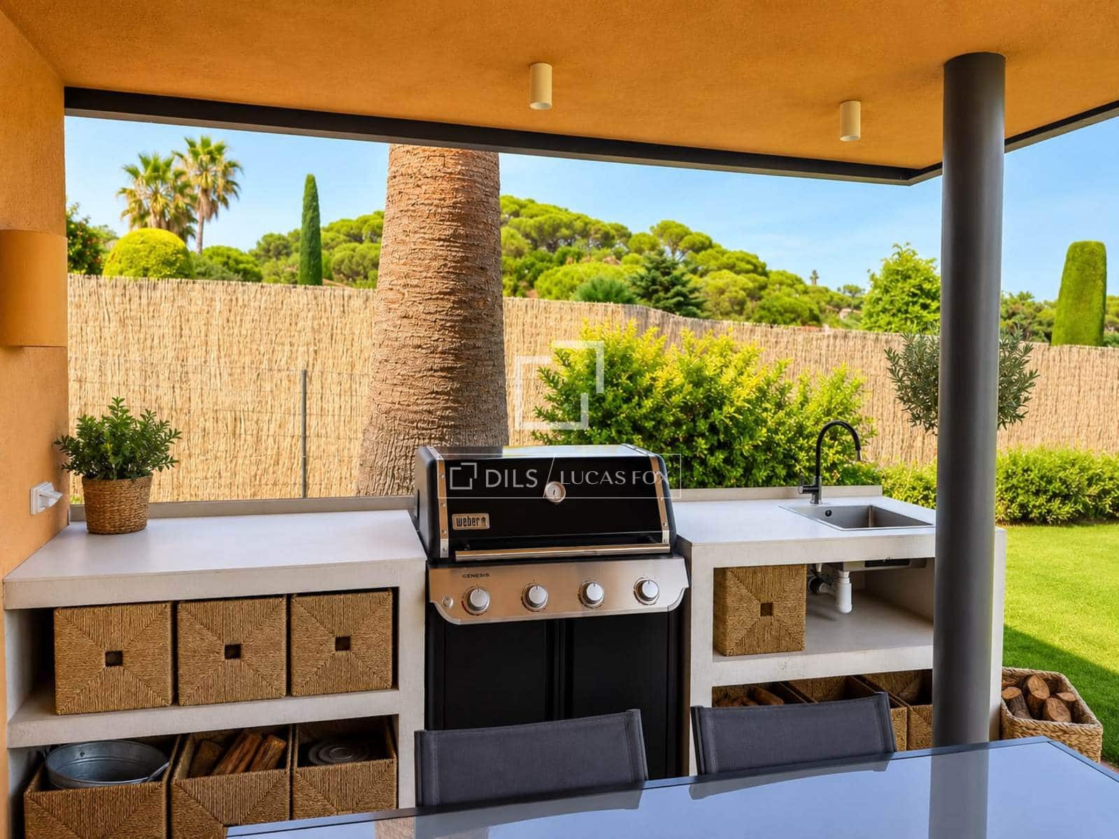 Chalet de 4 habitaciones en Sant Vicenç de Montalt en venta con piscina garaje - 1.250.000 € (Ref: 10014861)