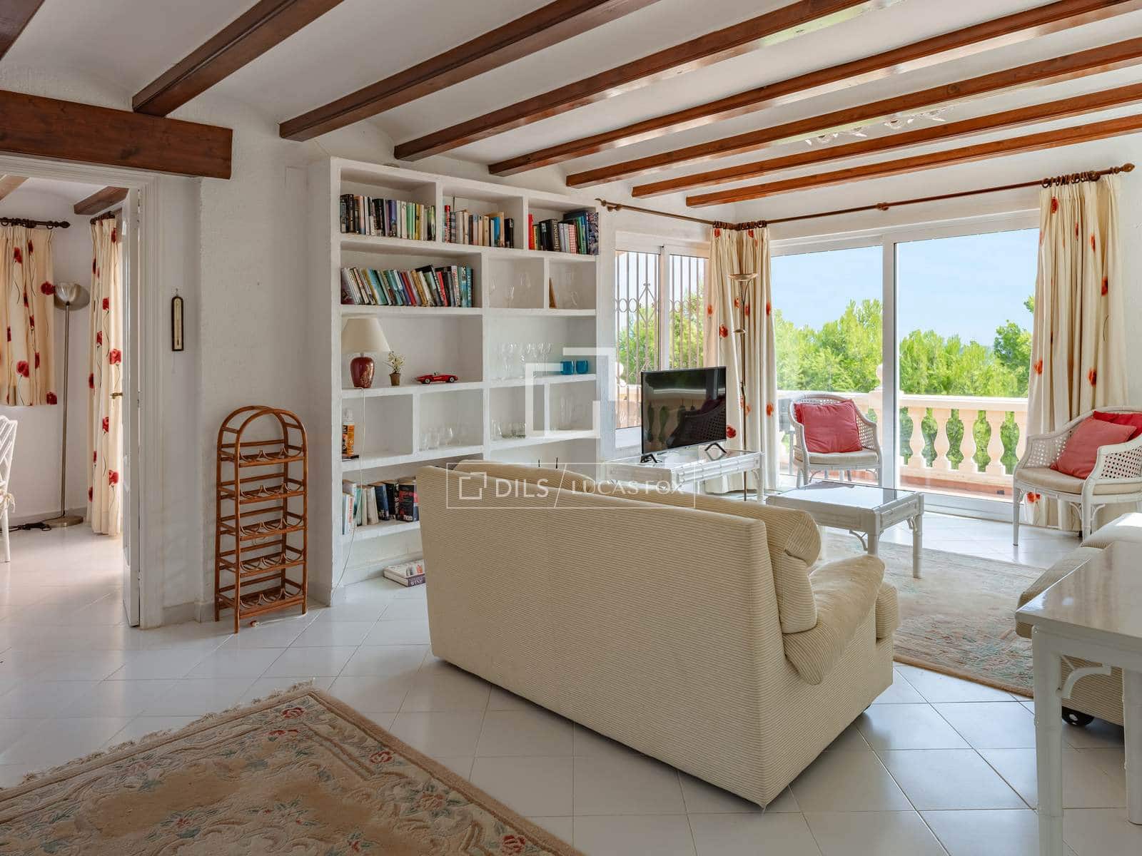 4 bedroom Villa for sale in La Sella with pool garage - € 750,000 (Ref: 10016497)