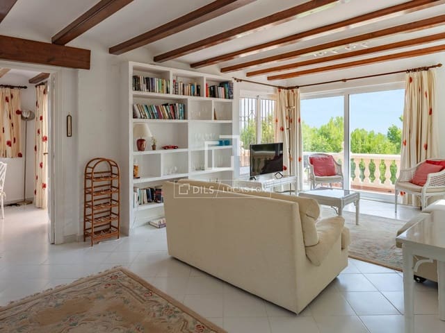 4 bedroom Villa for sale in La Sella with pool garage - € 750,000 (Ref: 10016497)