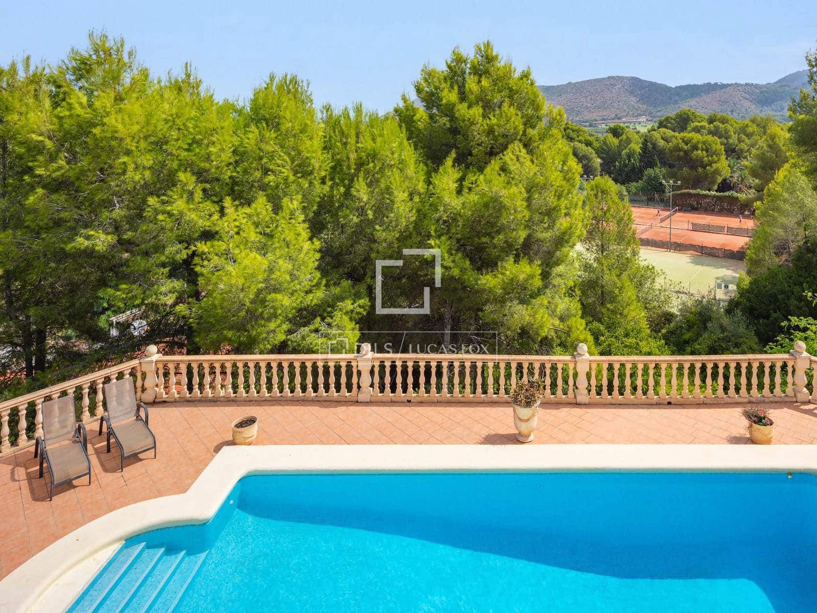 4 bedroom Villa for sale in La Sella with pool garage - € 750,000 (Ref: 10016497)