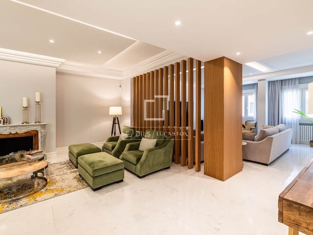 4 bedroom Apartment for sale in Rios Rosas, Madrid city with garage - € 3,800,000 (Ref: 10016649)