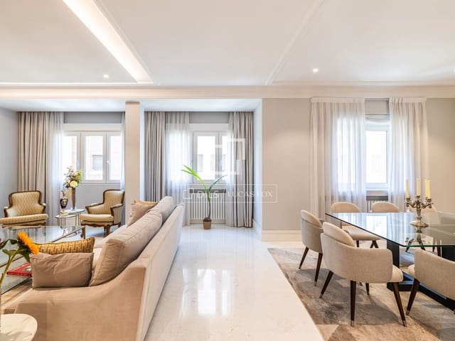 4 bedroom Apartment for sale in Rios Rosas, Madrid city with garage - € 3,800,000 (Ref: 10016649)