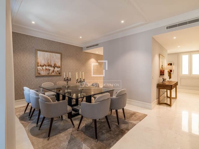 4 bedroom Apartment for sale in Rios Rosas, Madrid city with garage - € 3,800,000 (Ref: 10016649)