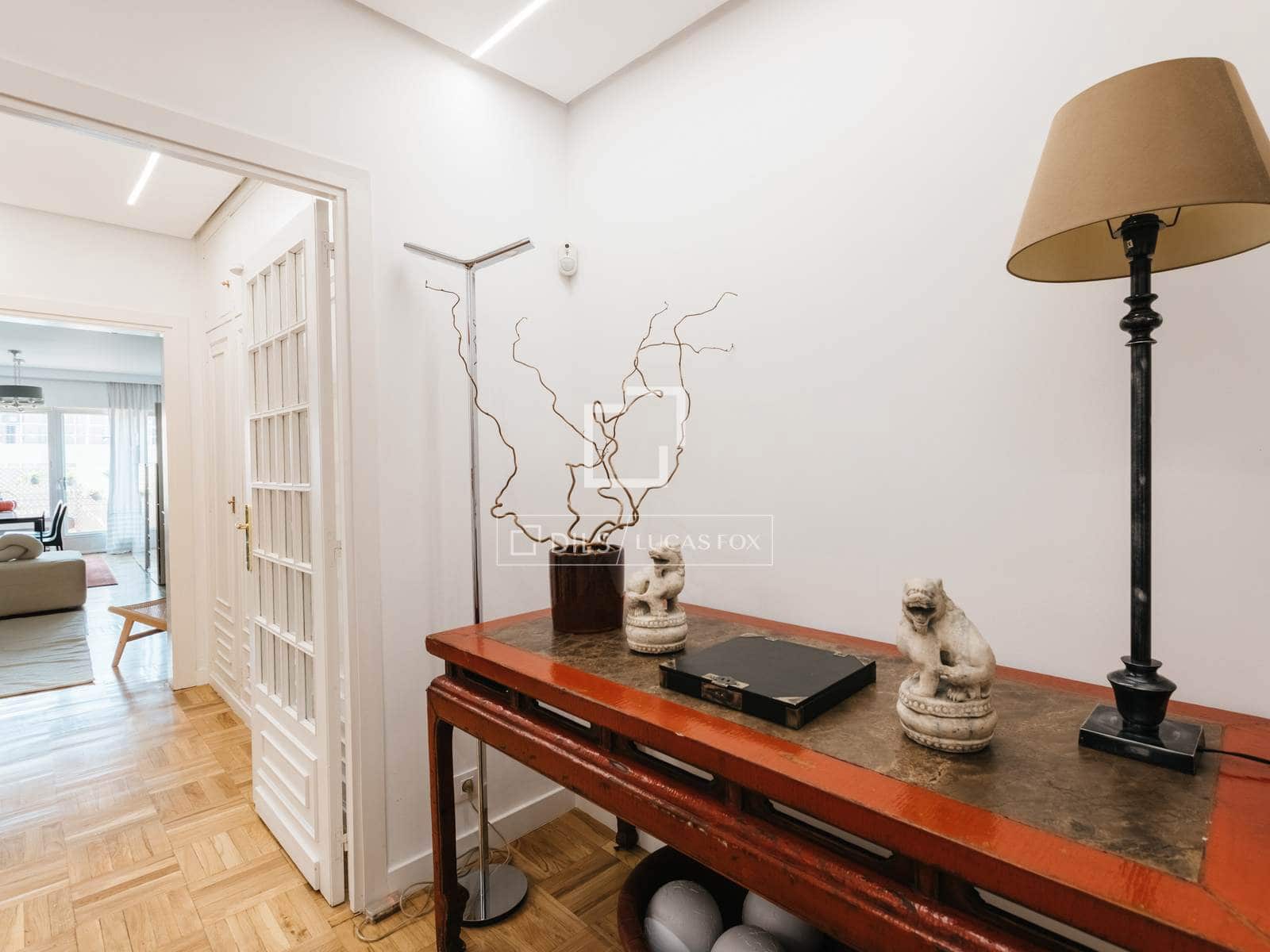 4 Zimmer Apartment zu vermieten in Madrid Stadt mit Garage - 3.200 € (Ref: 10016650)