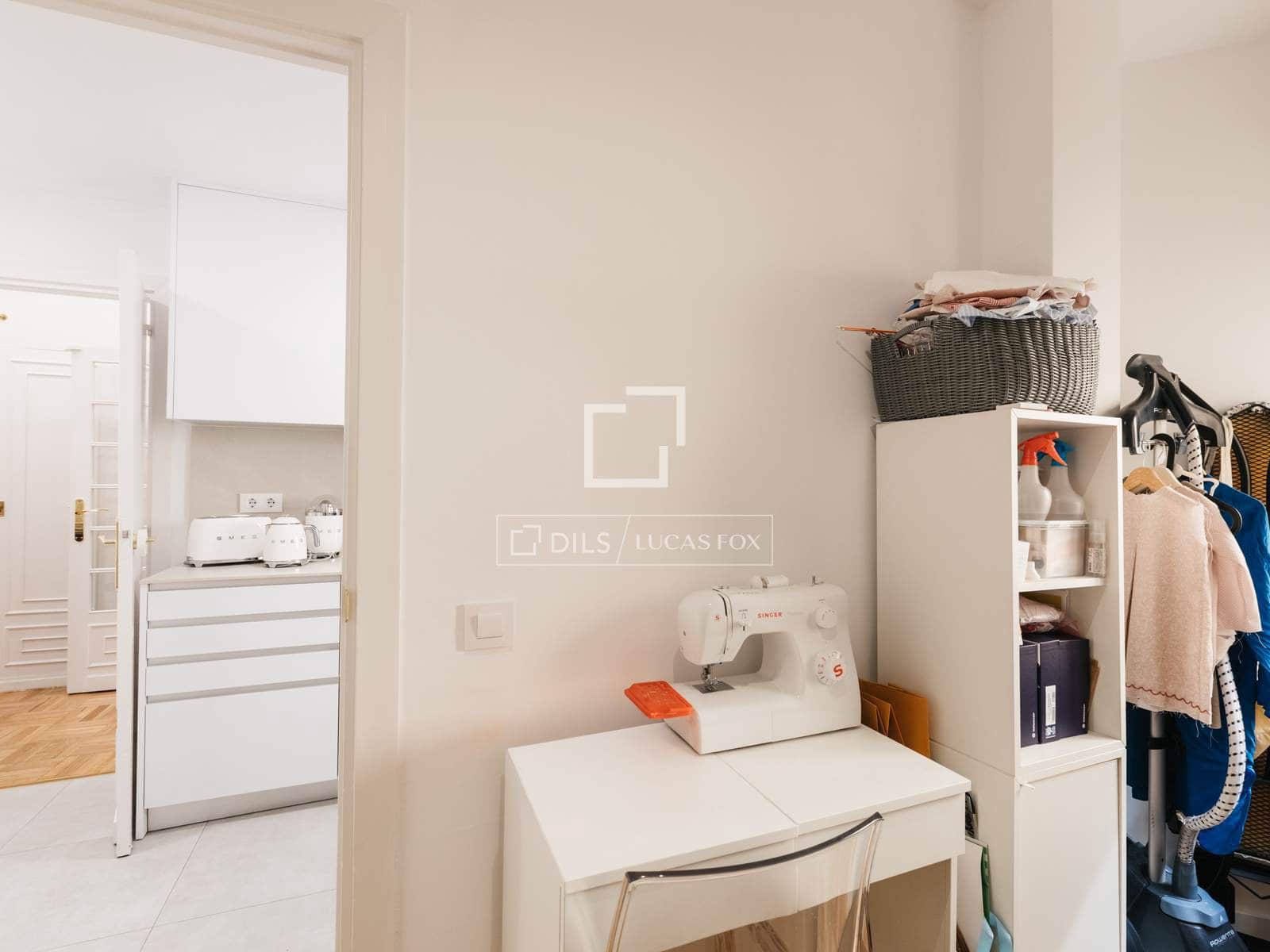 4 Zimmer Apartment zu vermieten in Madrid Stadt mit Garage - 3.200 € (Ref: 10016650)