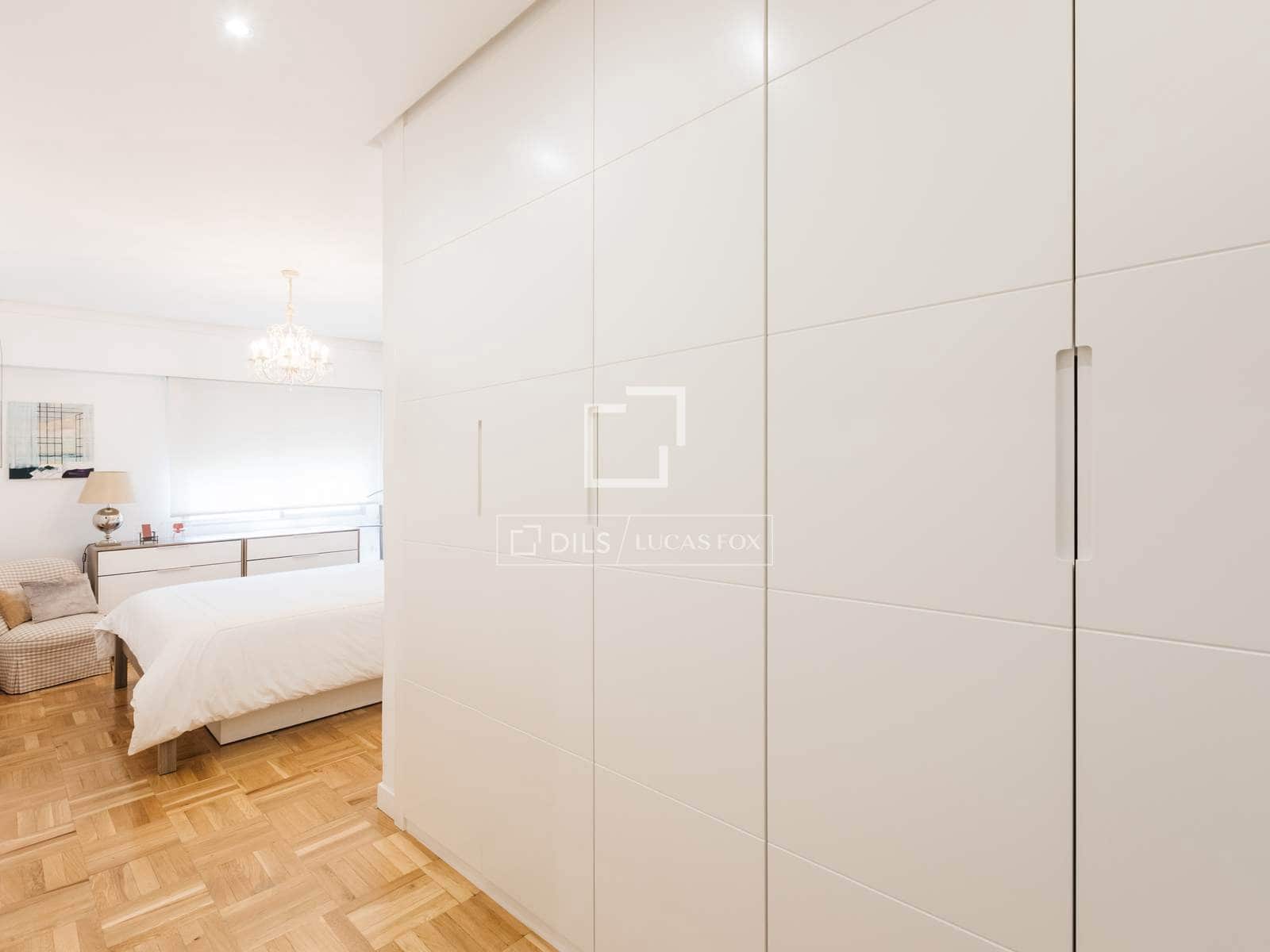 4 Zimmer Apartment zu vermieten in Madrid Stadt mit Garage - 3.200 € (Ref: 10016650)