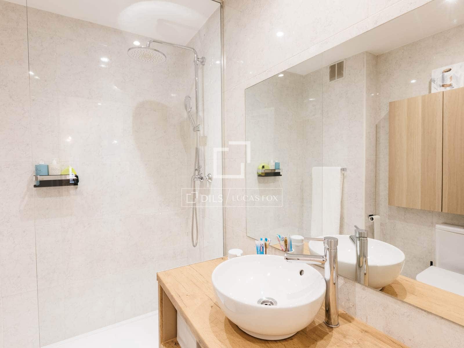 4 Zimmer Apartment zu vermieten in Madrid Stadt mit Garage - 3.200 € (Ref: 10016650)