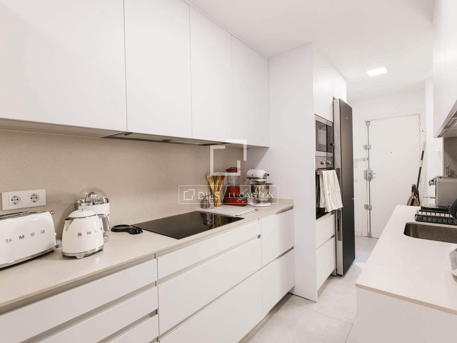 4 Zimmer Apartment zu vermieten in Madrid Stadt mit Garage - 3.200 € (Ref: 10016650)