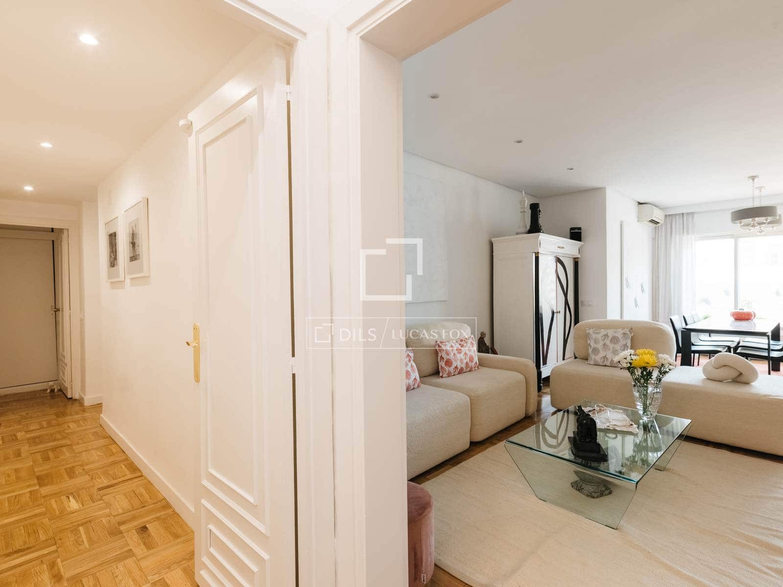 4 Zimmer Apartment zu vermieten in Madrid Stadt mit Garage - 3.200 € (Ref: 10016650)