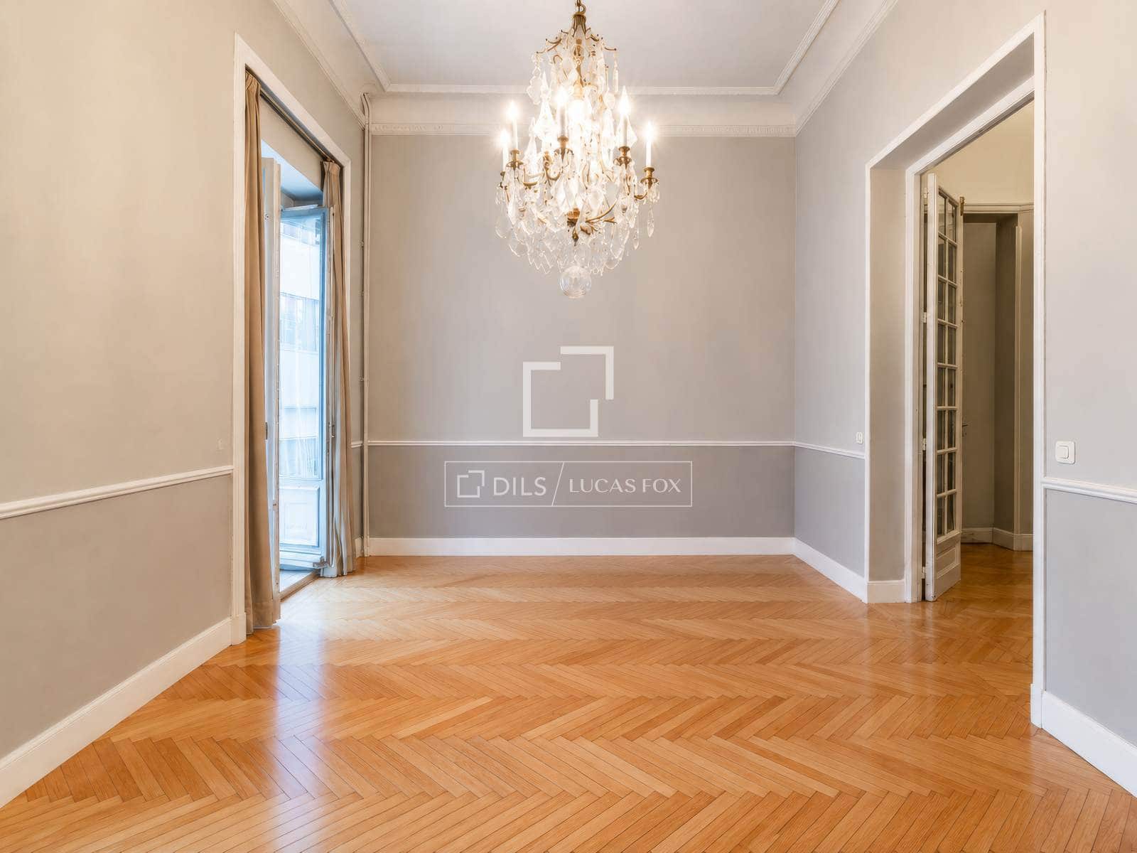 7 bedroom Apartment for sale in Madrid city - € 3,700,000 (Ref: 10016651)