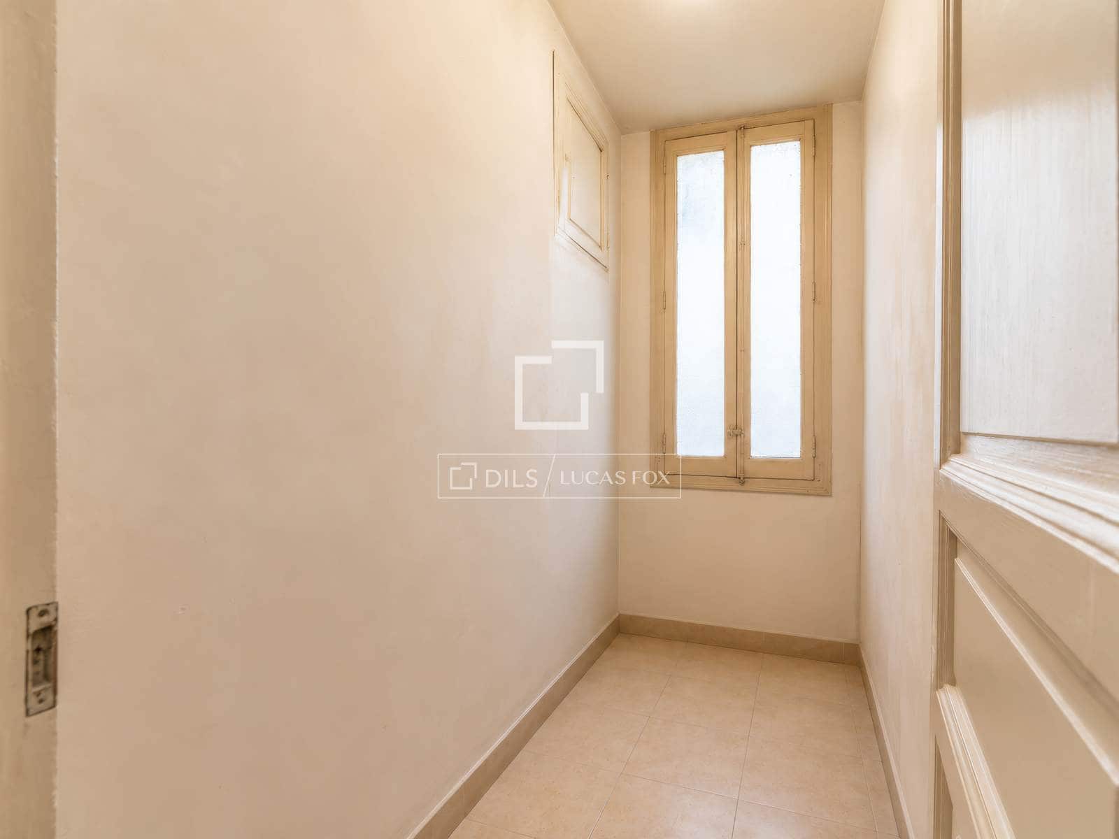 7 bedroom Apartment for sale in Madrid city - € 3,700,000 (Ref: 10016651)