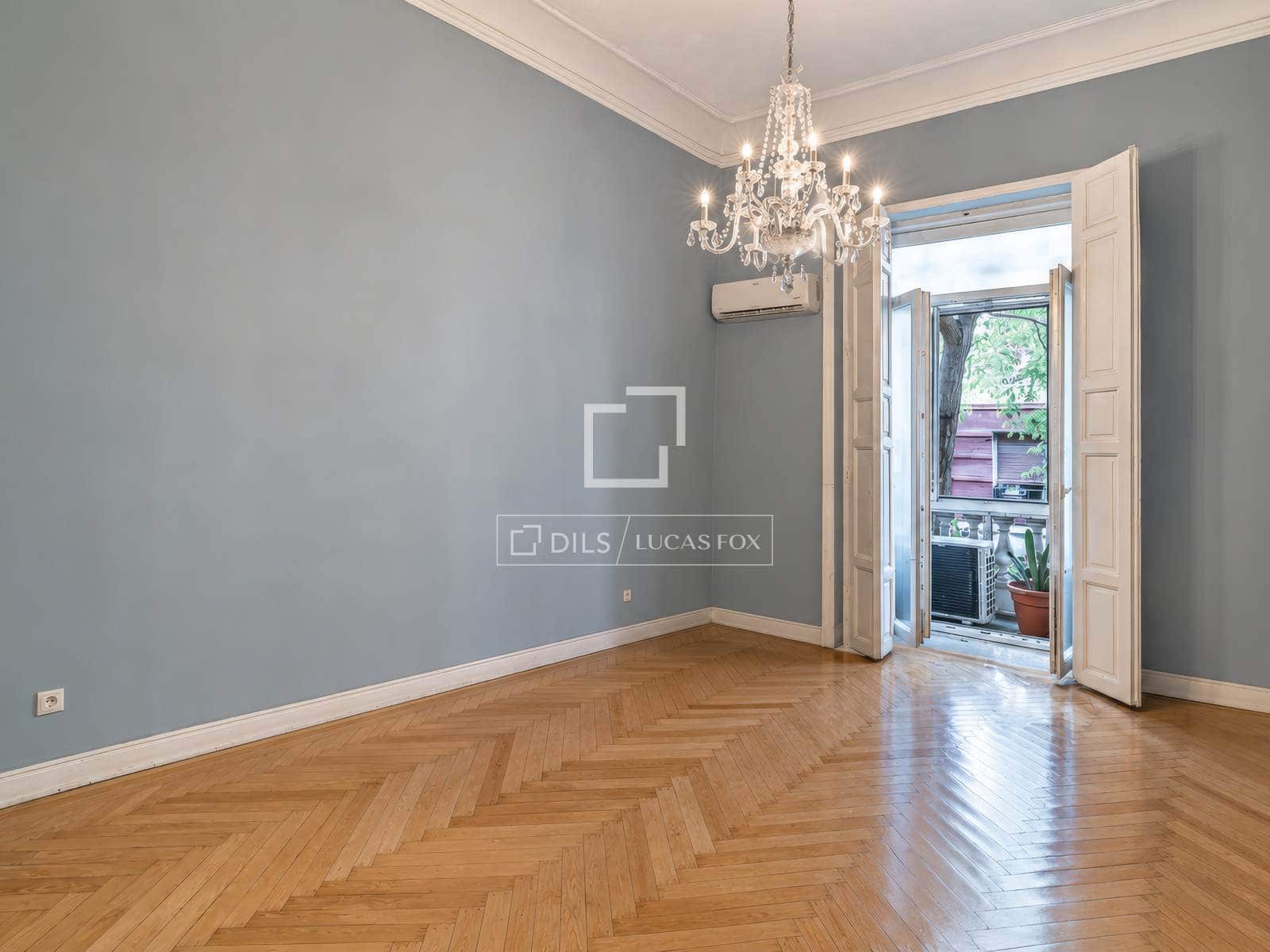 7 bedroom Apartment for sale in Madrid city - € 3,700,000 (Ref: 10016651)