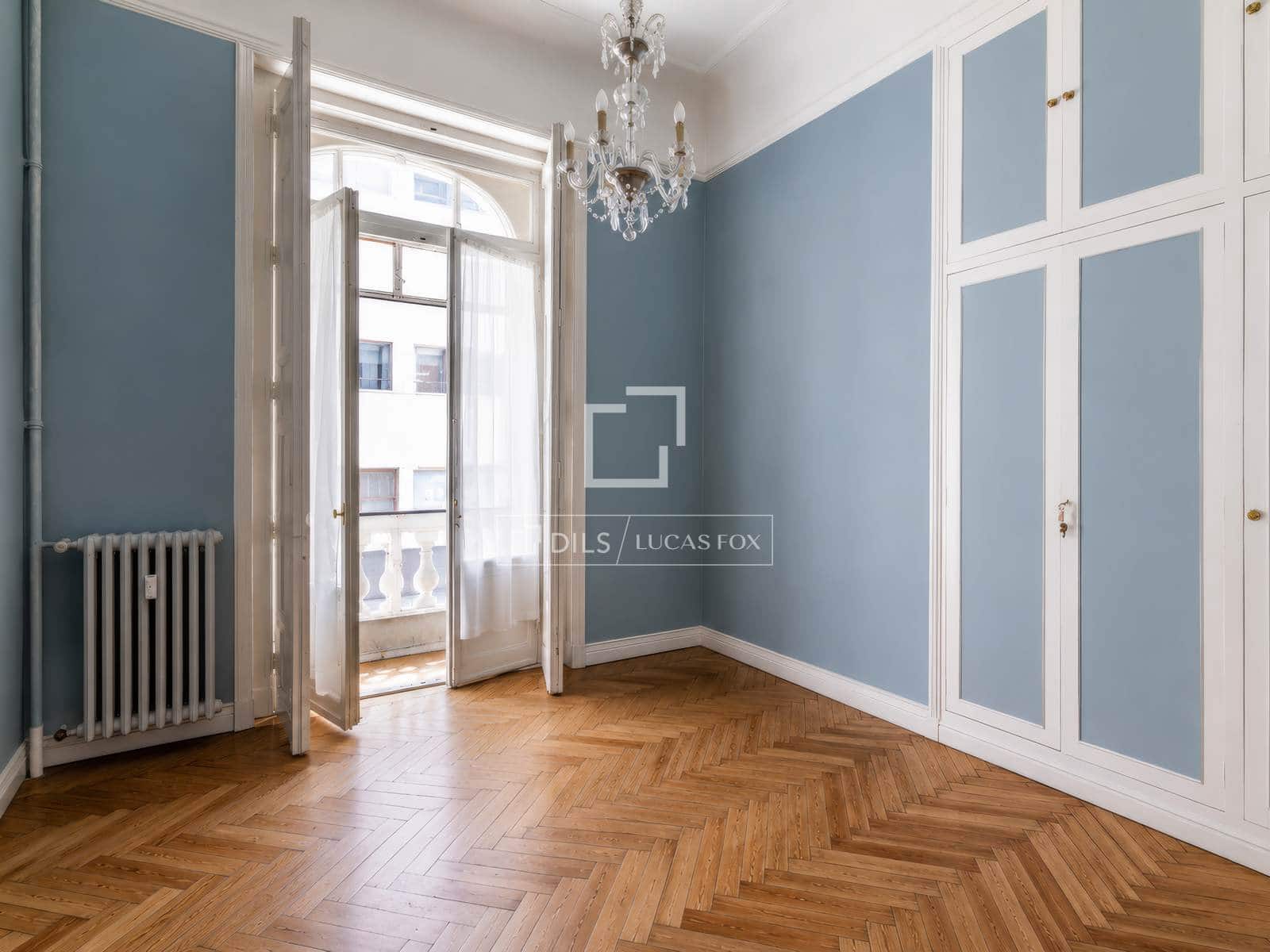 7 bedroom Apartment for sale in Madrid city - € 3,700,000 (Ref: 10016651)
