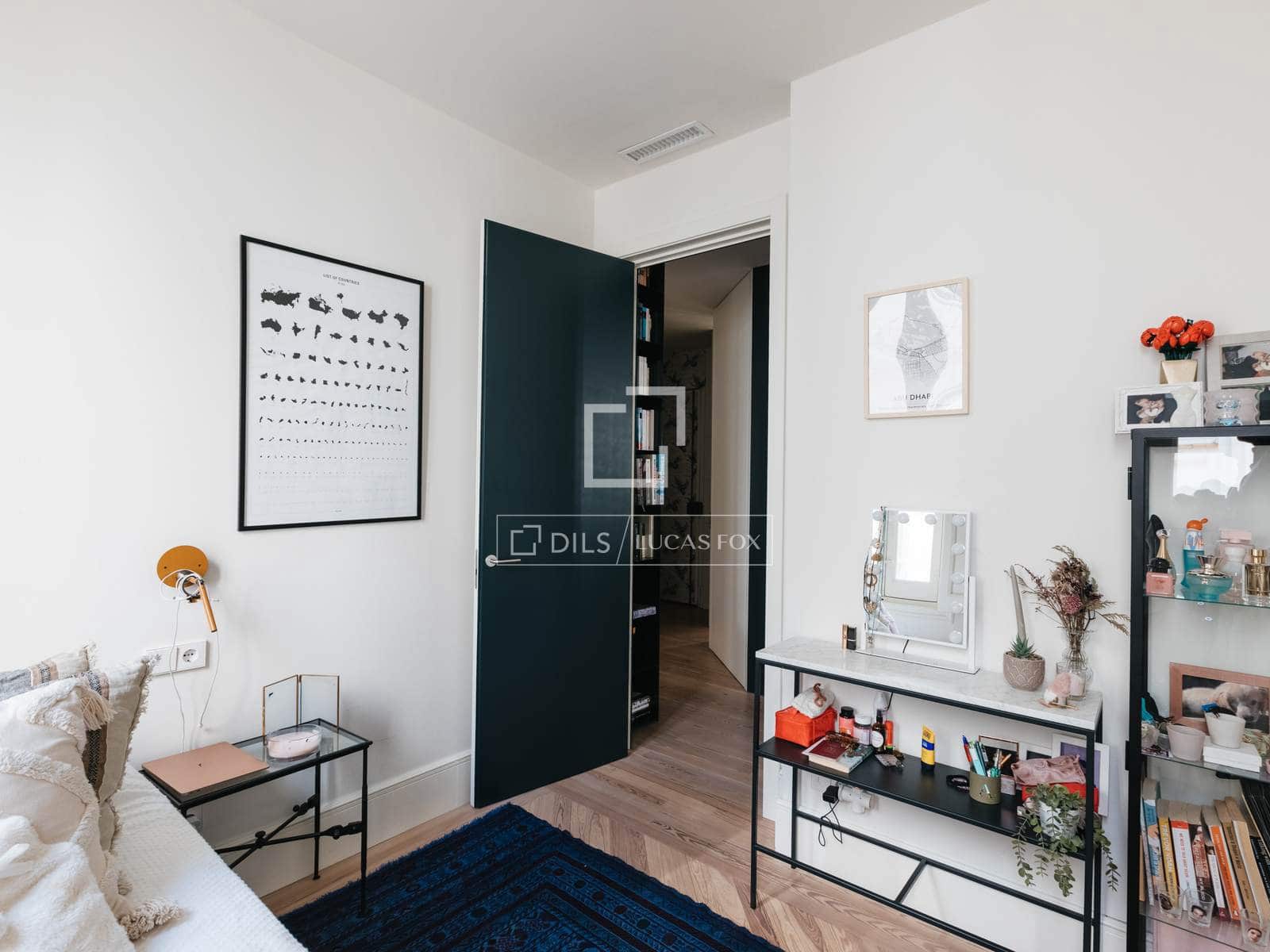 3 quarto Apartamento para arrendar em Madrid cidade com garagem - 12 000 € (Ref: 10016652)
