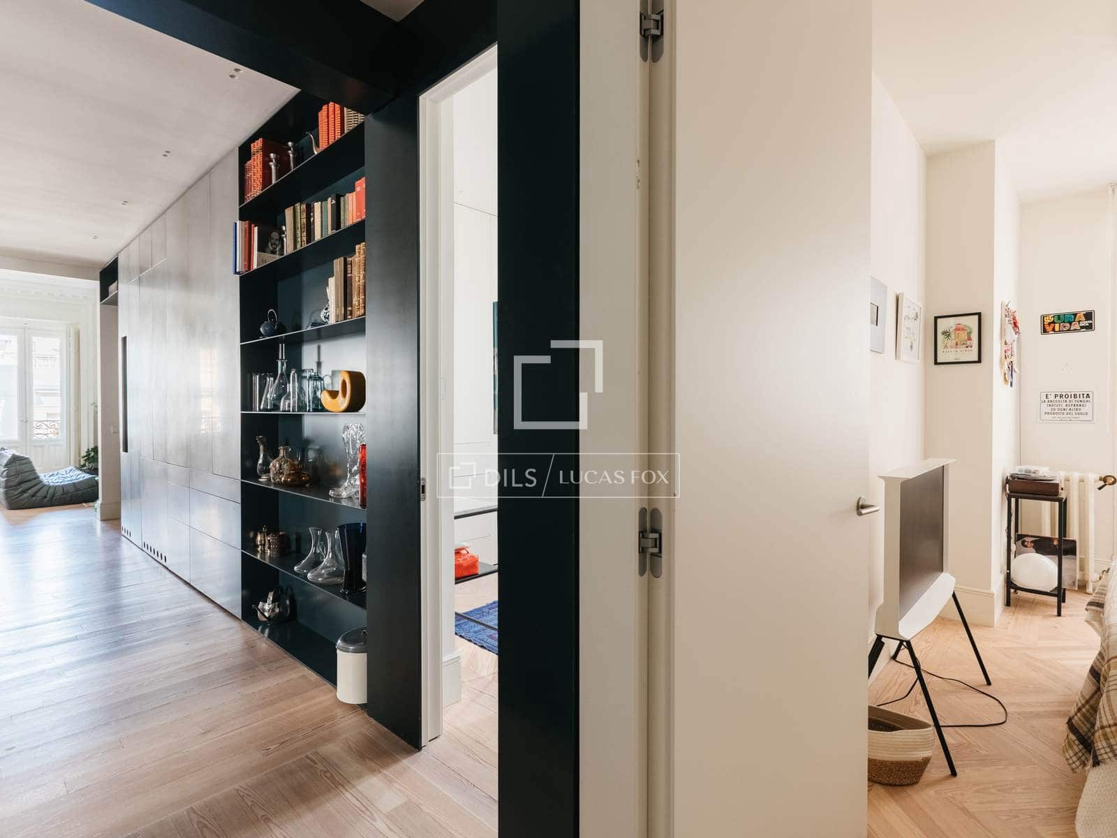 3 quarto Apartamento para arrendar em Madrid cidade com garagem - 12 000 € (Ref: 10016652)