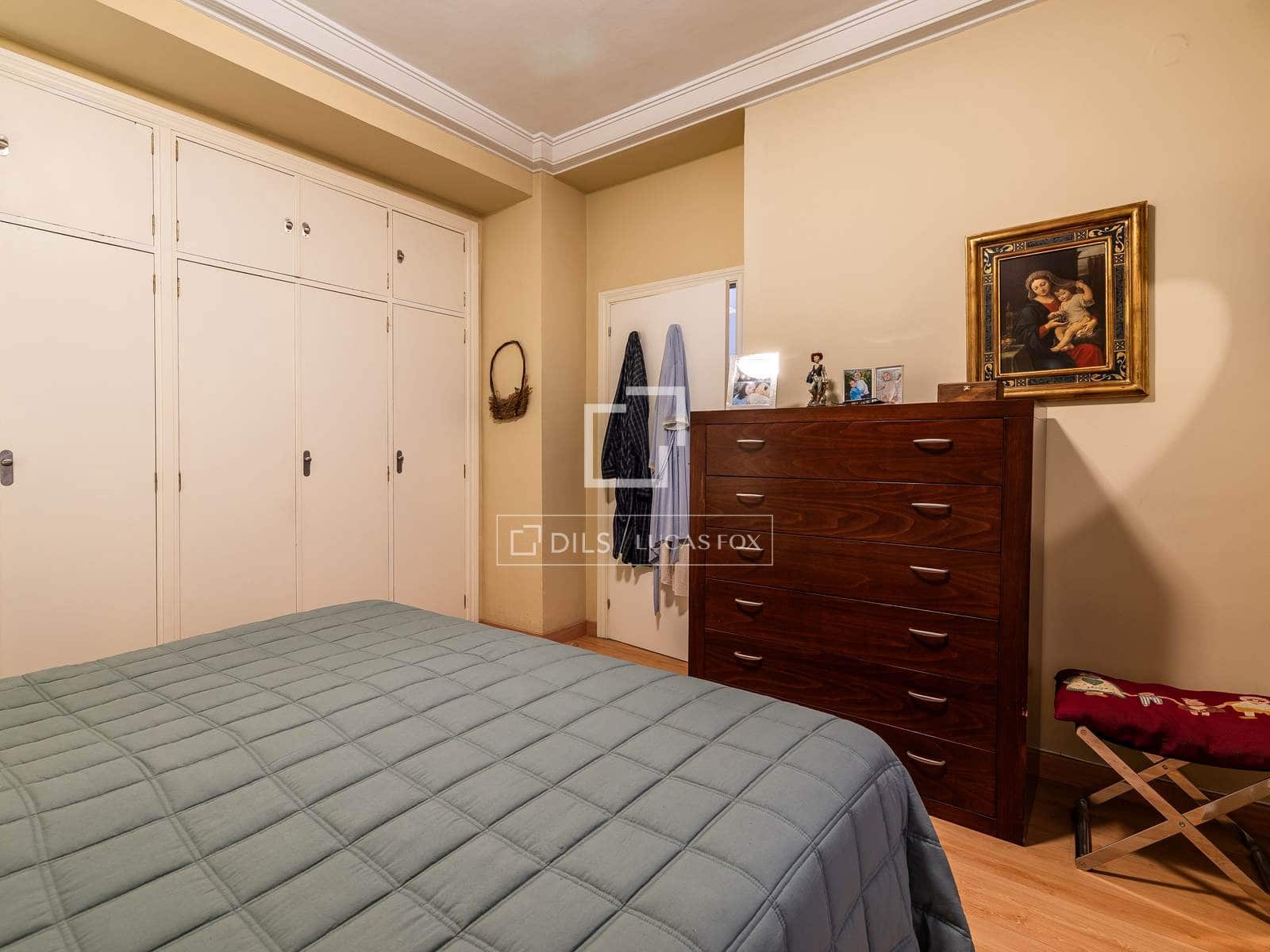 3 bedroom Apartment for sale in Madrid city - € 1,250,000 (Ref: 10016653)