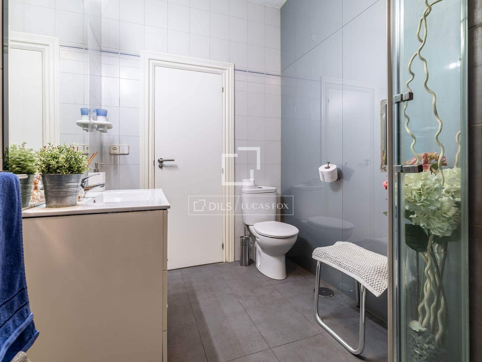 3 bedroom Apartment for sale in Madrid city - € 1,250,000 (Ref: 10016653)