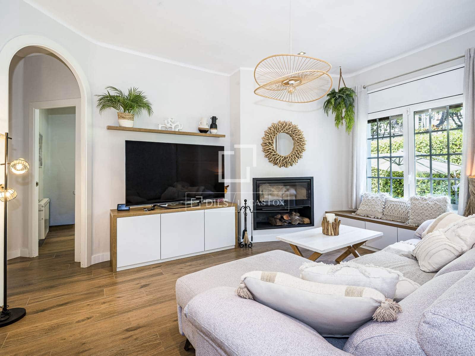 3 sypialnia Willa na sprzedaż w Castelldefels z basenem garażem - 995 000 € (Ref: 10016819)
