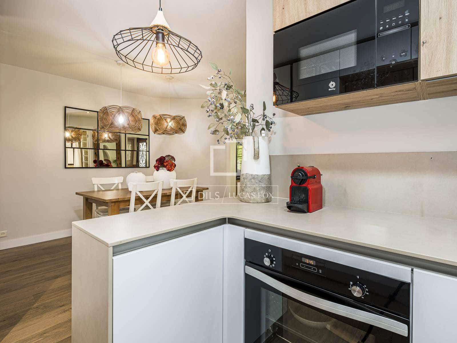 3 sypialnia Willa na sprzedaż w Castelldefels z basenem garażem - 995 000 € (Ref: 10016819)