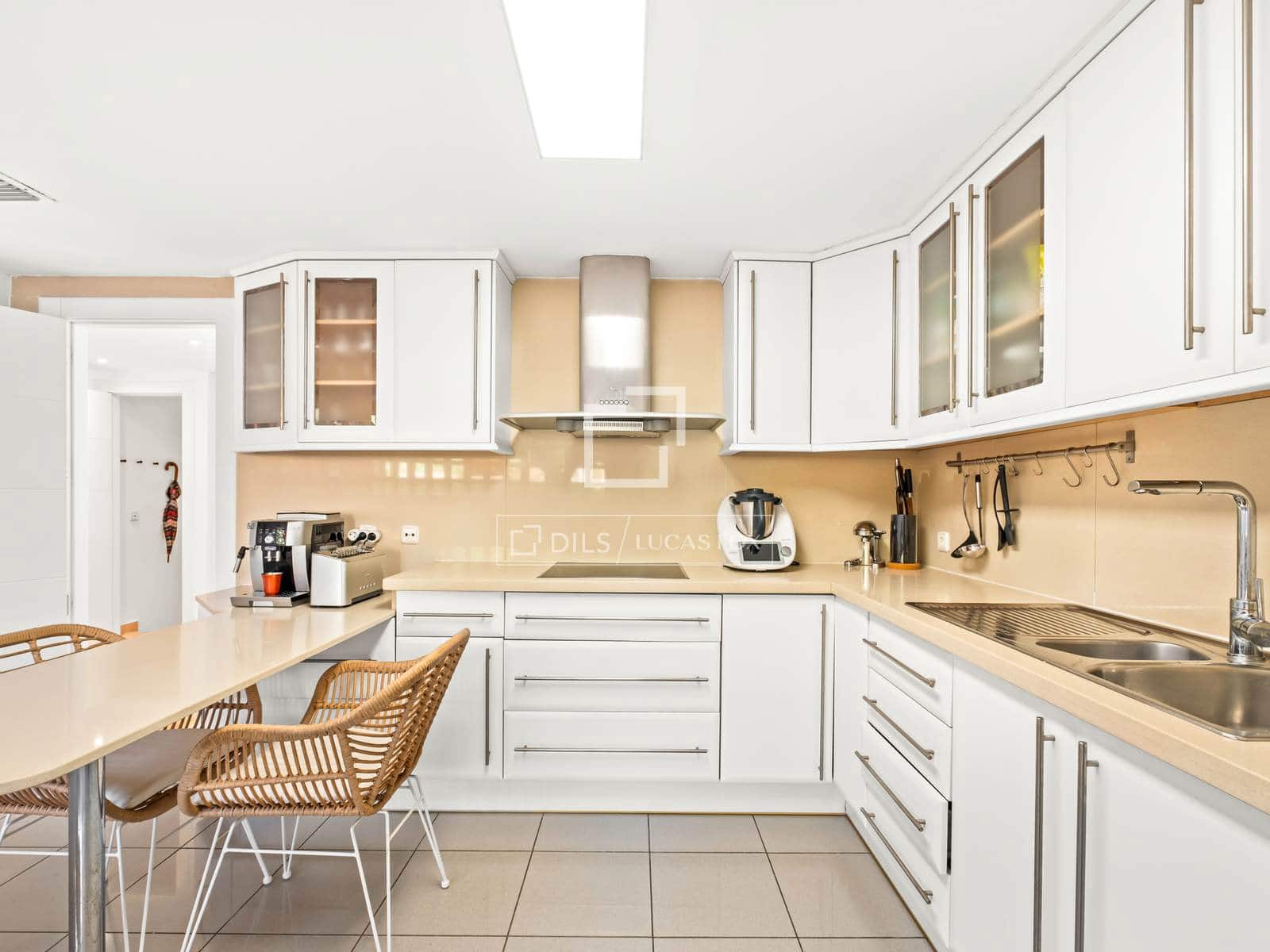 5 camera da letto Villa da affittare in Alicante citta con piscina garage - 4.900 € (Rif: 10016908)