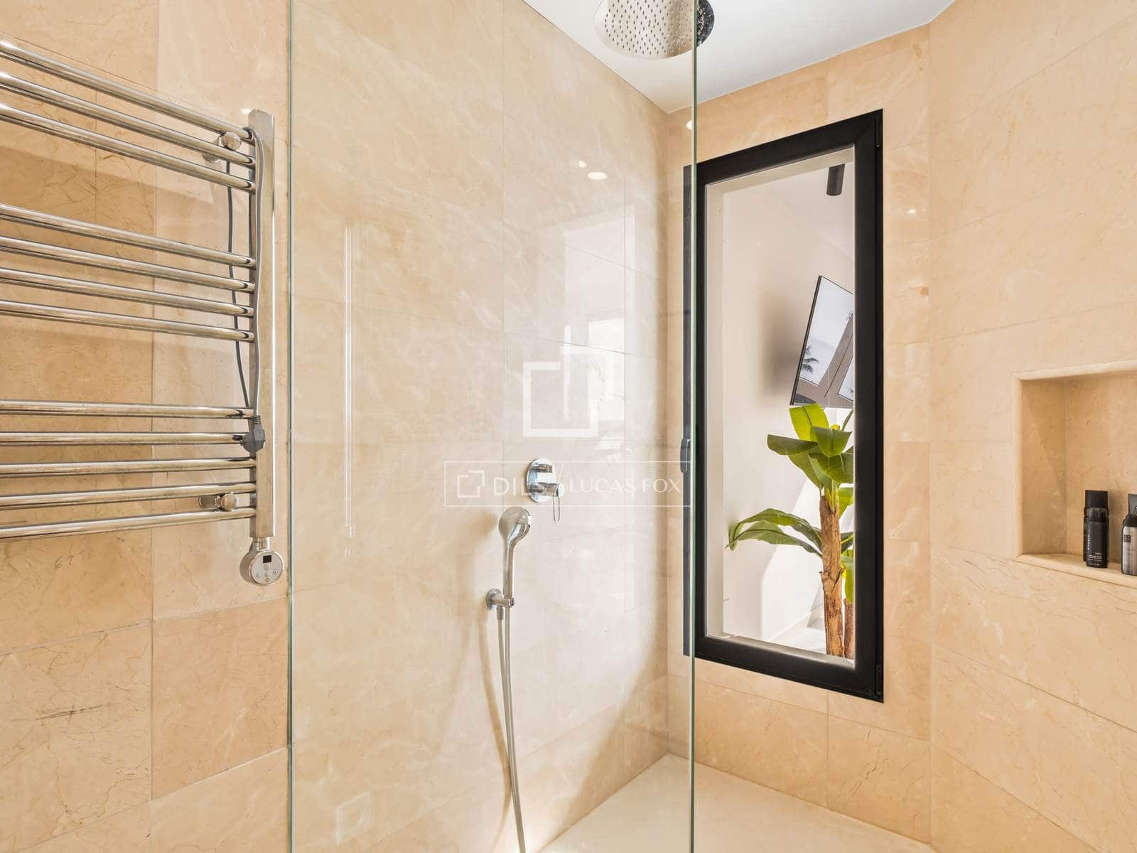 5 camera da letto Villa da affittare in Alicante citta con piscina garage - 4.900 € (Rif: 10016908)