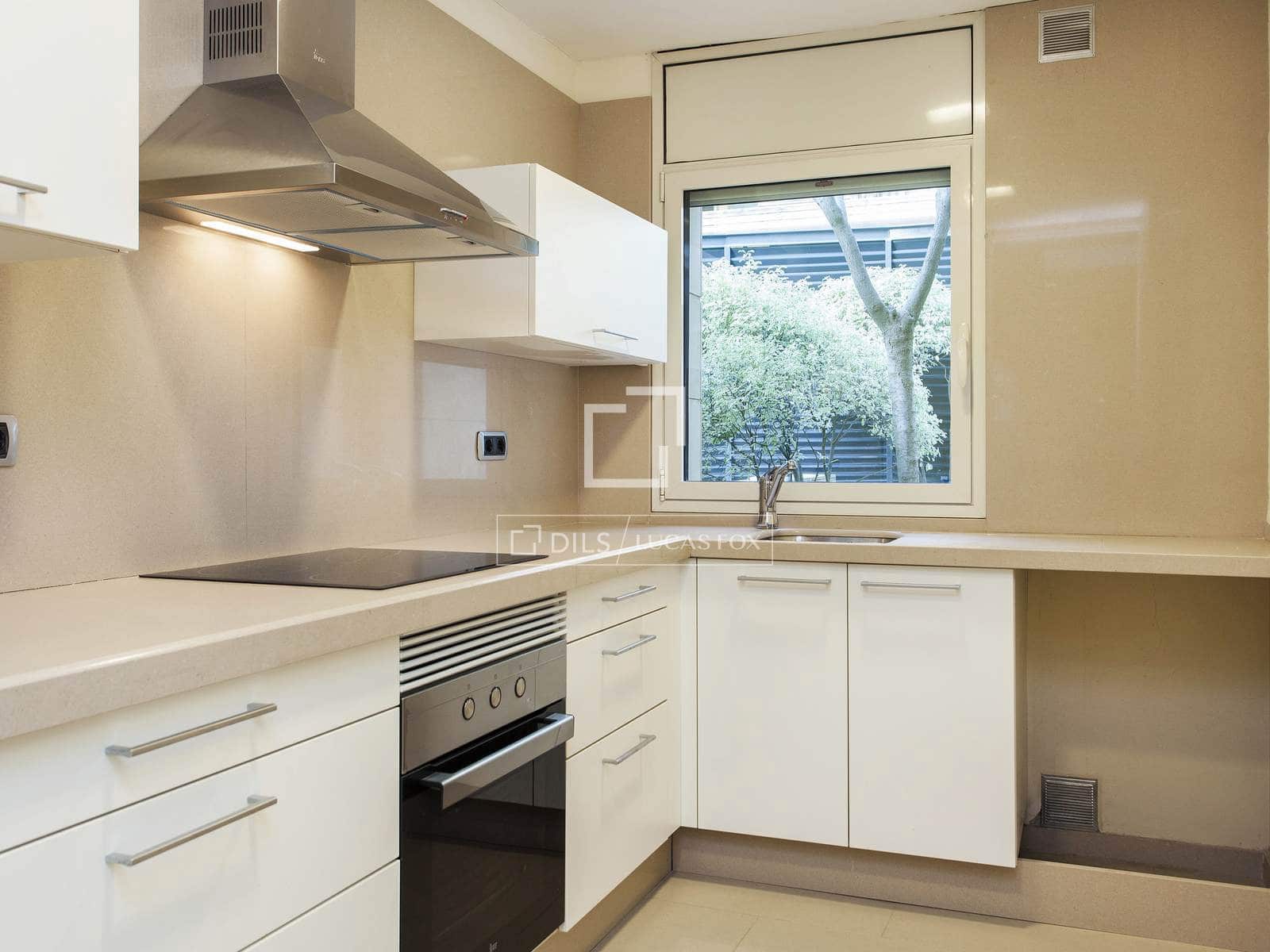6 slaapkamer Villa te koop in Barcelona stad met garage - € 7.450.000 (Ref: 10019338)