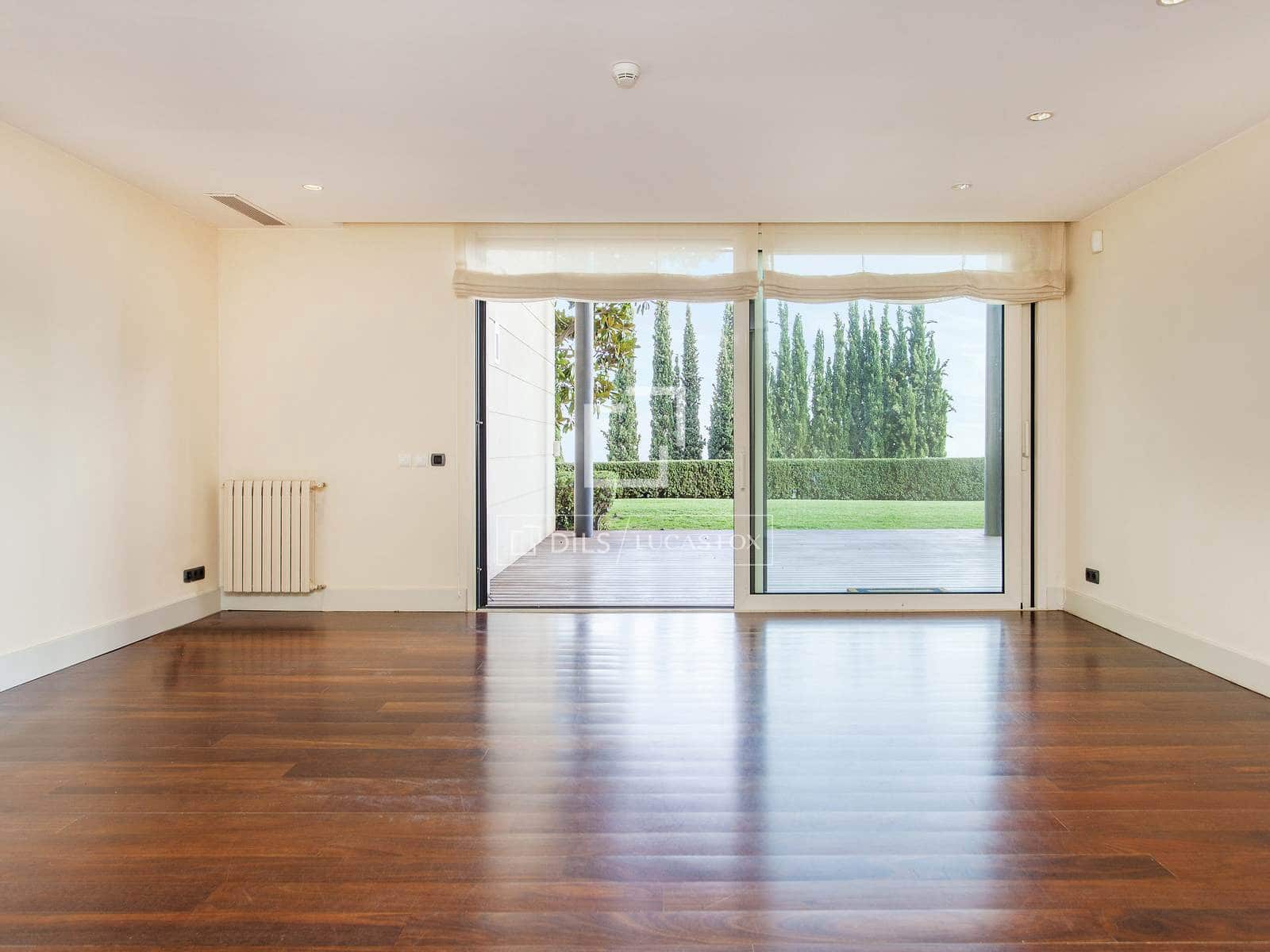 6 slaapkamer Villa te koop in Barcelona stad met garage - € 7.450.000 (Ref: 10019338)