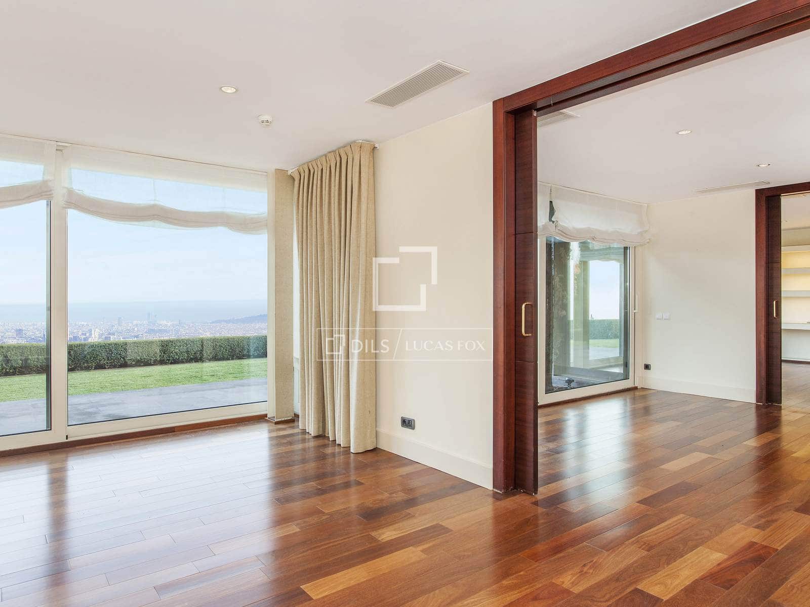 6 slaapkamer Villa te koop in Barcelona stad met garage - € 7.450.000 (Ref: 10019338)