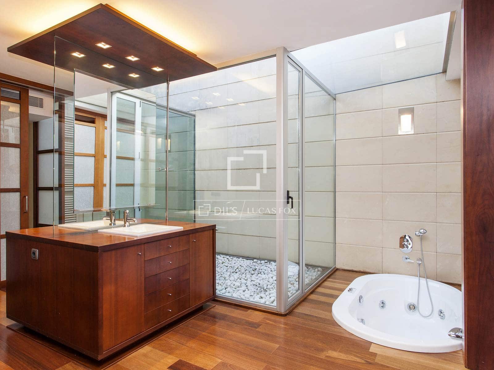 6 slaapkamer Villa te koop in Barcelona stad met garage - € 7.450.000 (Ref: 10019338)