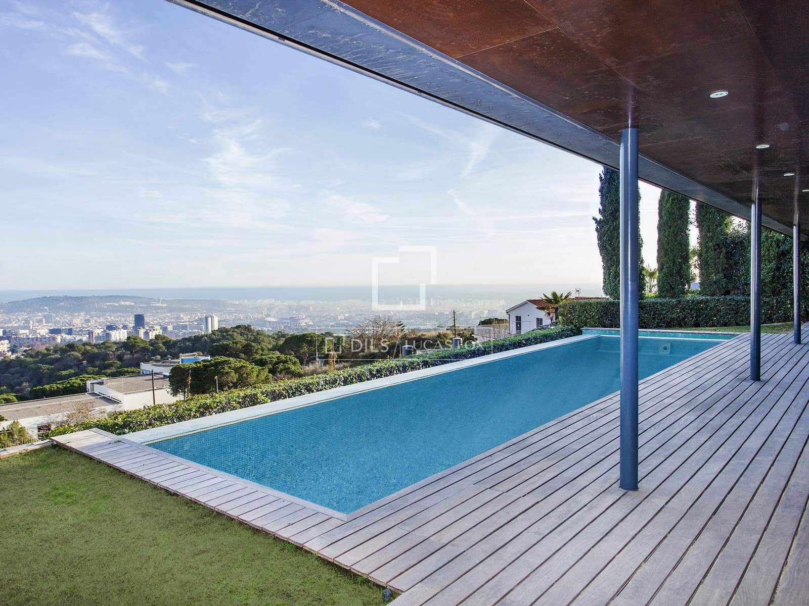 6 slaapkamer Villa te koop in Barcelona stad met garage - € 7.450.000 (Ref: 10019338)