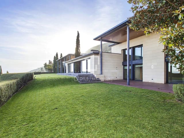 6 slaapkamer Villa te koop in Barcelona stad met garage - € 7.450.000 (Ref: 10019338)