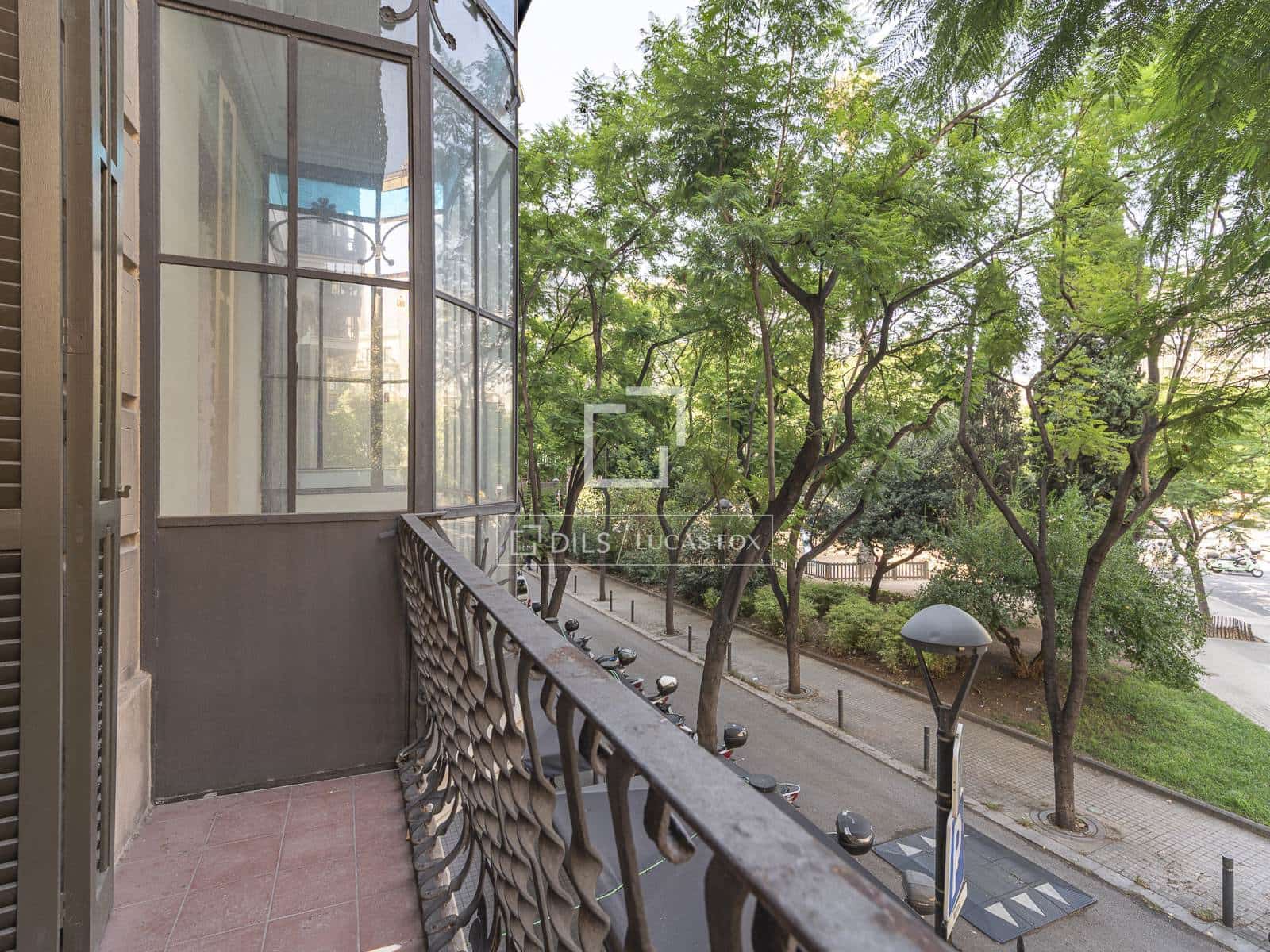 3 sypialnia Apartament na sprzedaż w Miasto Barcelona - 1 285 000 € (Ref: 10019339)