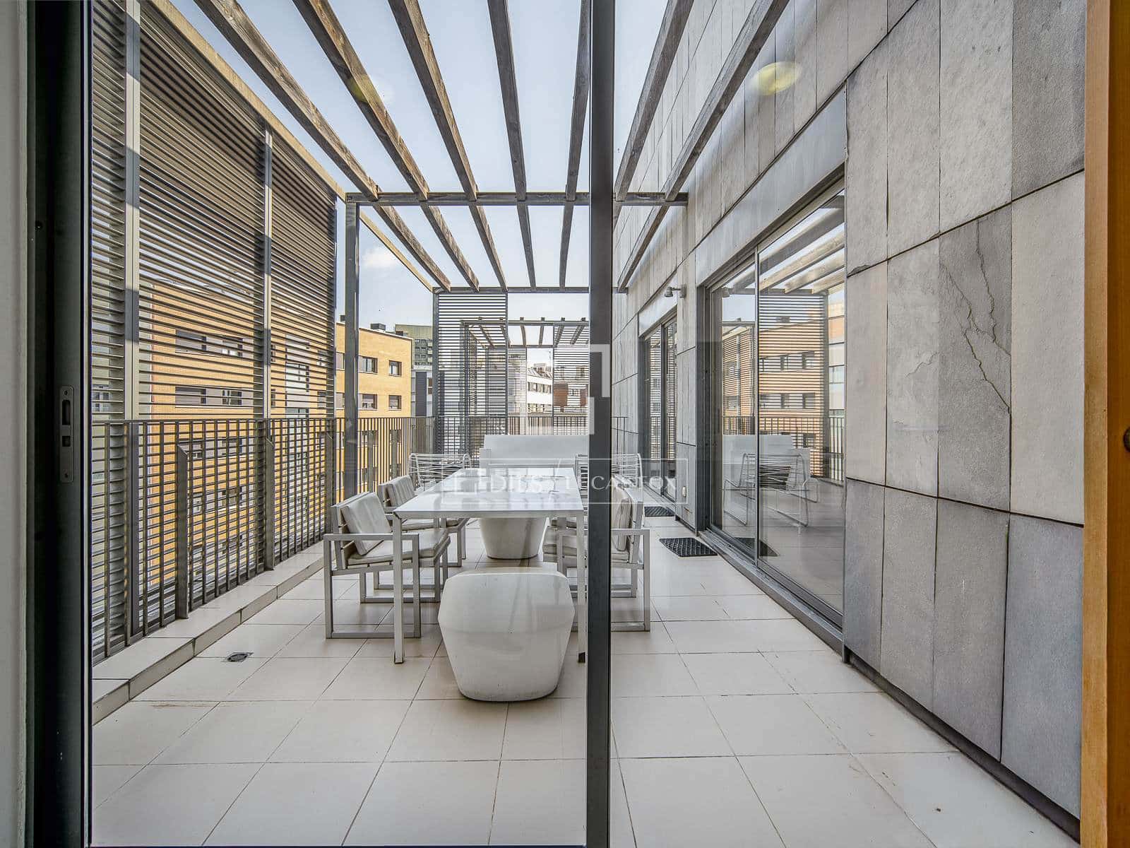 2 bedroom Penthouse for sale in Barcelona city with pool - € 750,000 (Ref: 10019499)