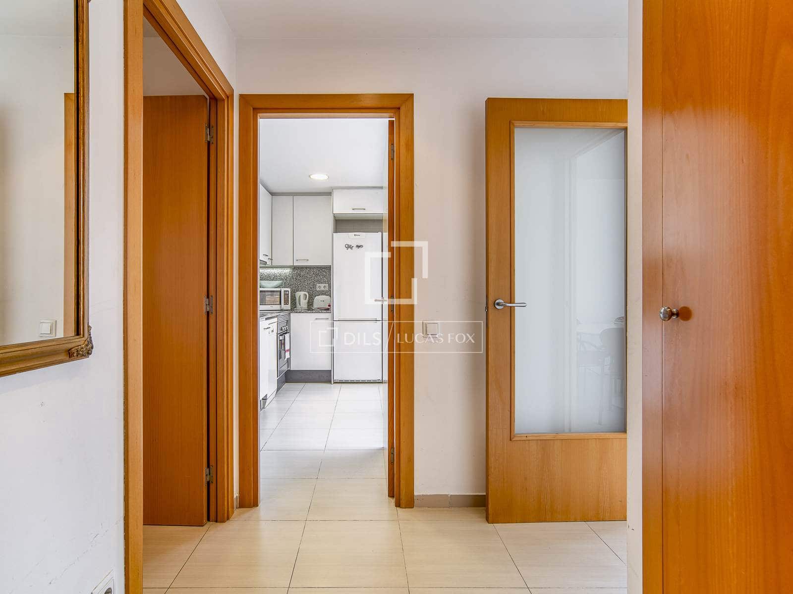2 bedroom Penthouse for sale in Barcelona city with pool - € 750,000 (Ref: 10019499)
