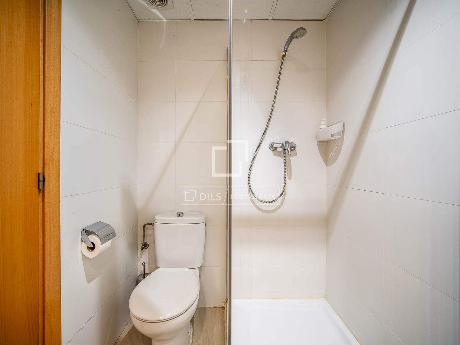 2 bedroom Penthouse for sale in Barcelona city with pool - € 750,000 (Ref: 10019499)