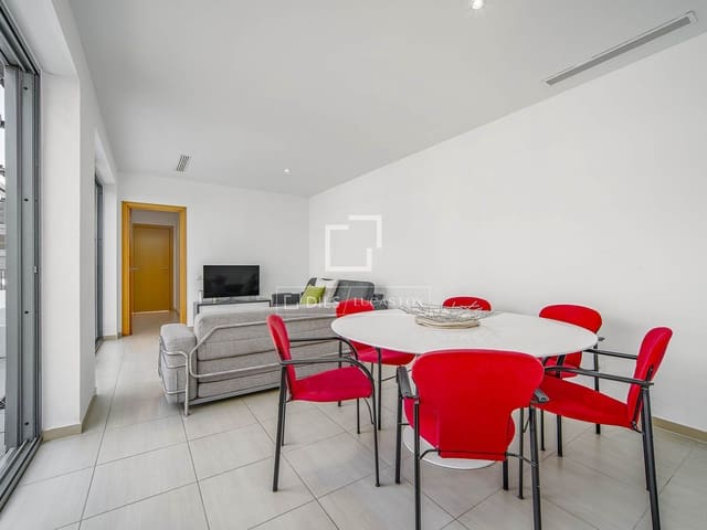 2 bedroom Penthouse for sale in Barcelona city with pool - € 750,000 (Ref: 10019499)
