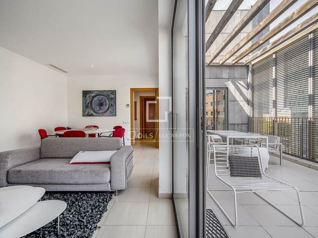2 bedroom Penthouse for sale in Barcelona city with pool - € 750,000 (Ref: 10019499)